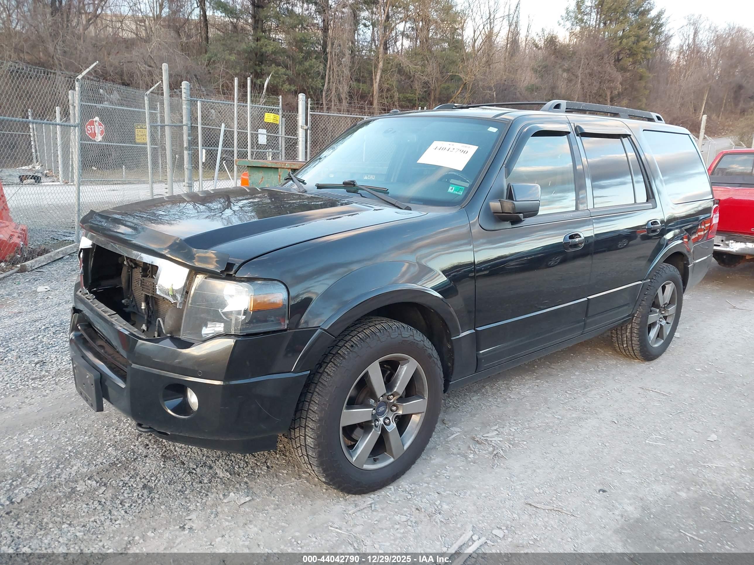 FORD EXPEDITION image 2
