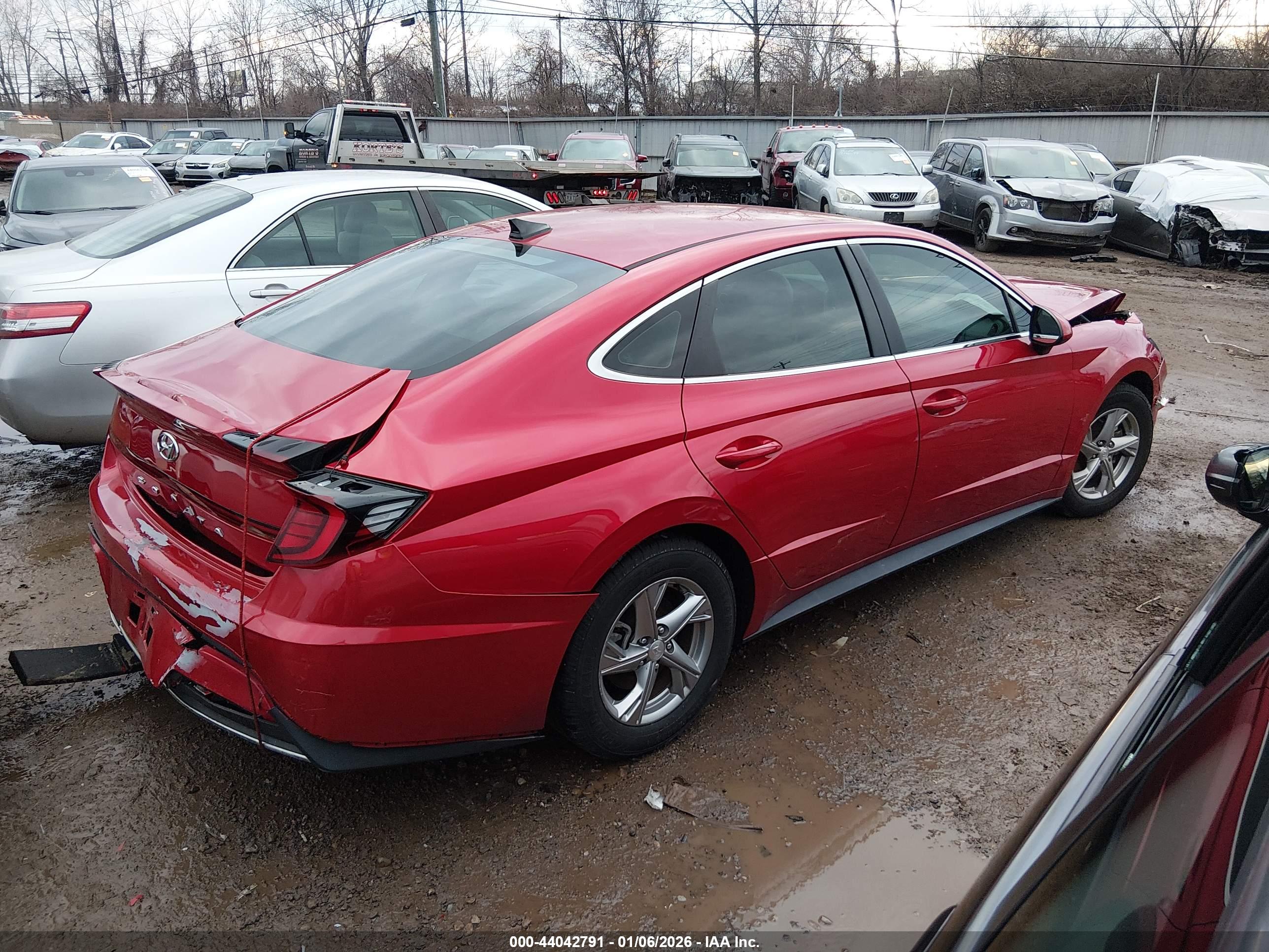 HYUNDAI SONATA image 4