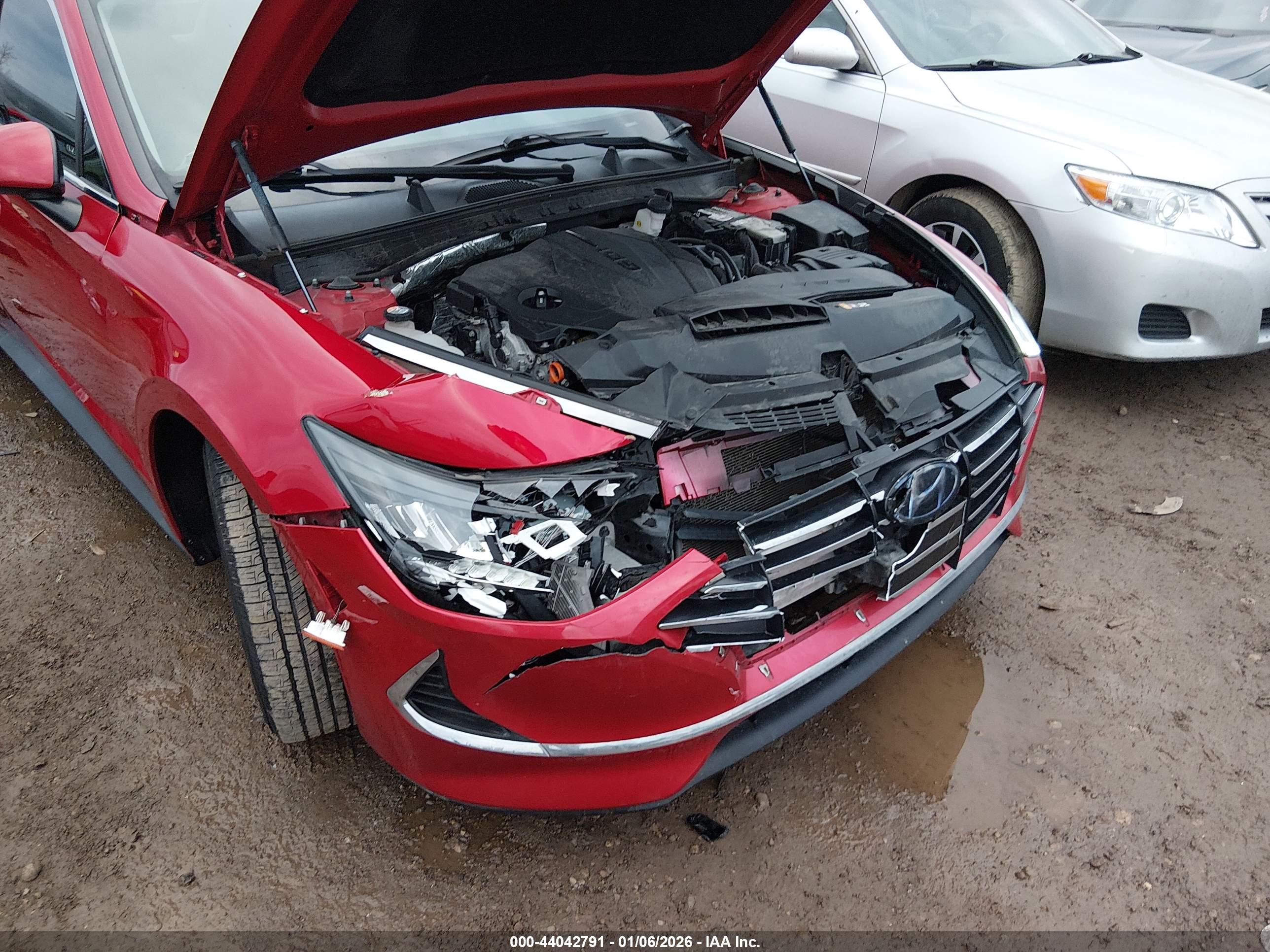 HYUNDAI SONATA image 6