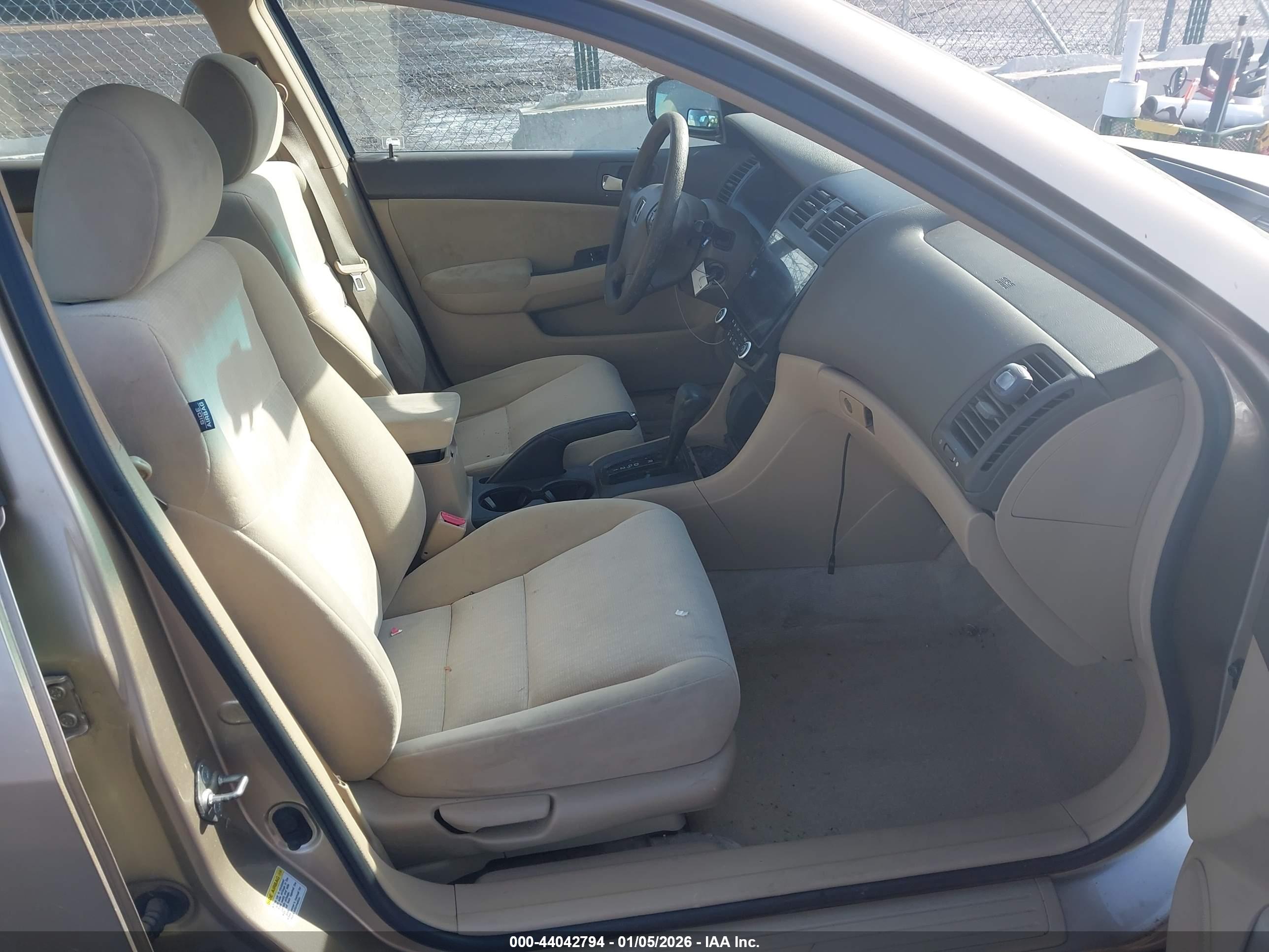 HONDA ACCORD image 5