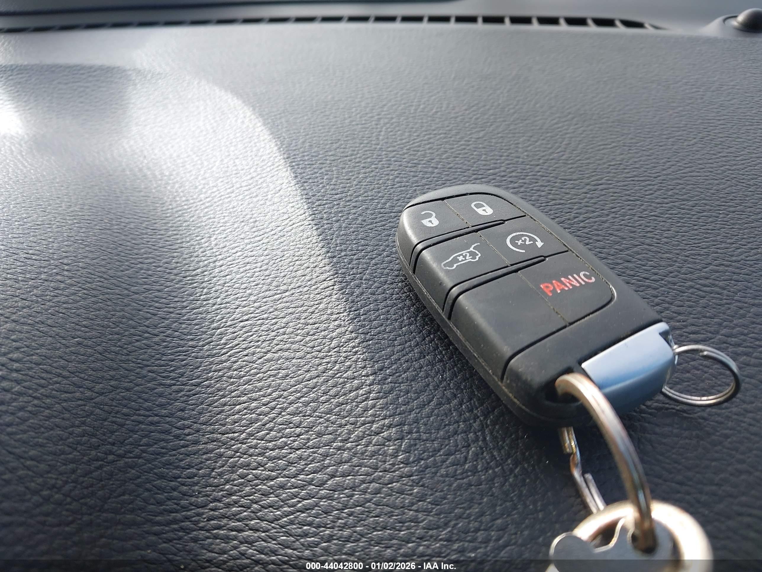 JEEP GRAND image 11