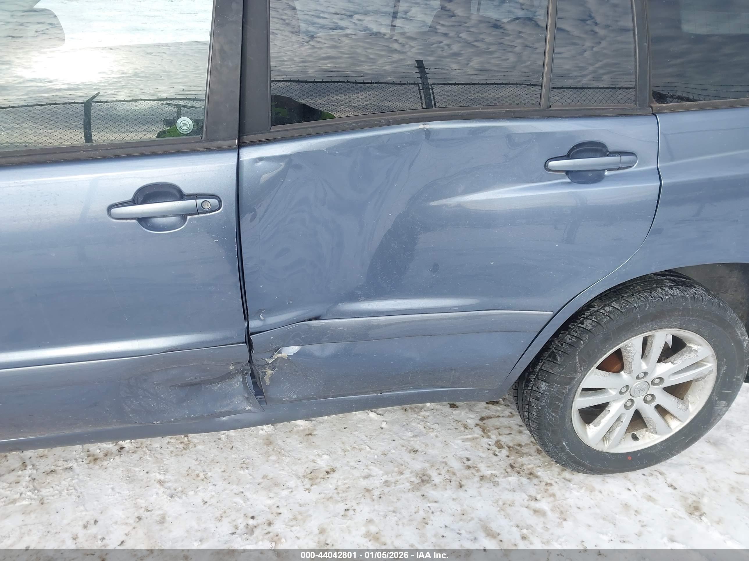 TOYOTA HIGHLANDER image 6