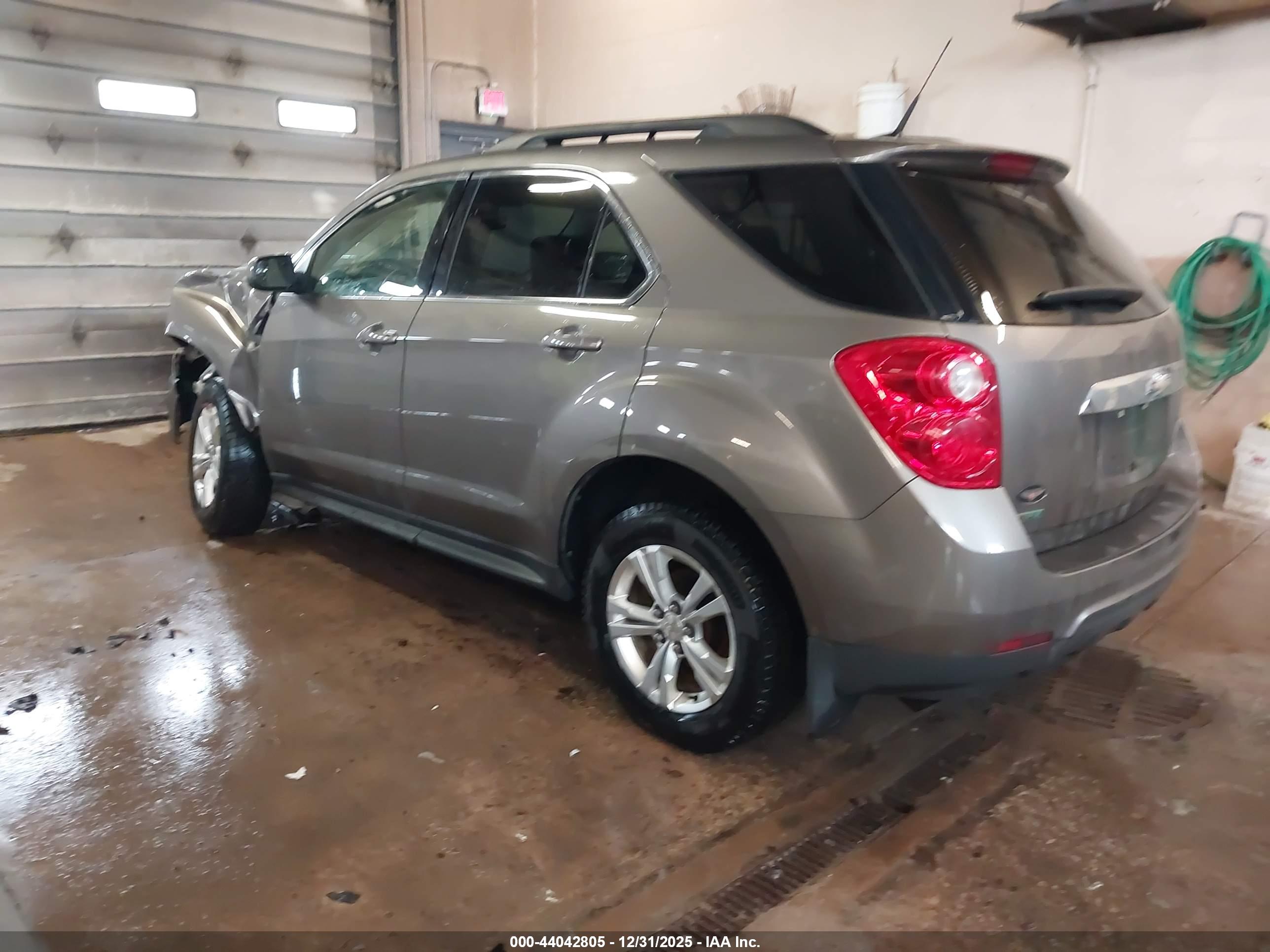 CHEVROLET EQUINOX image 3