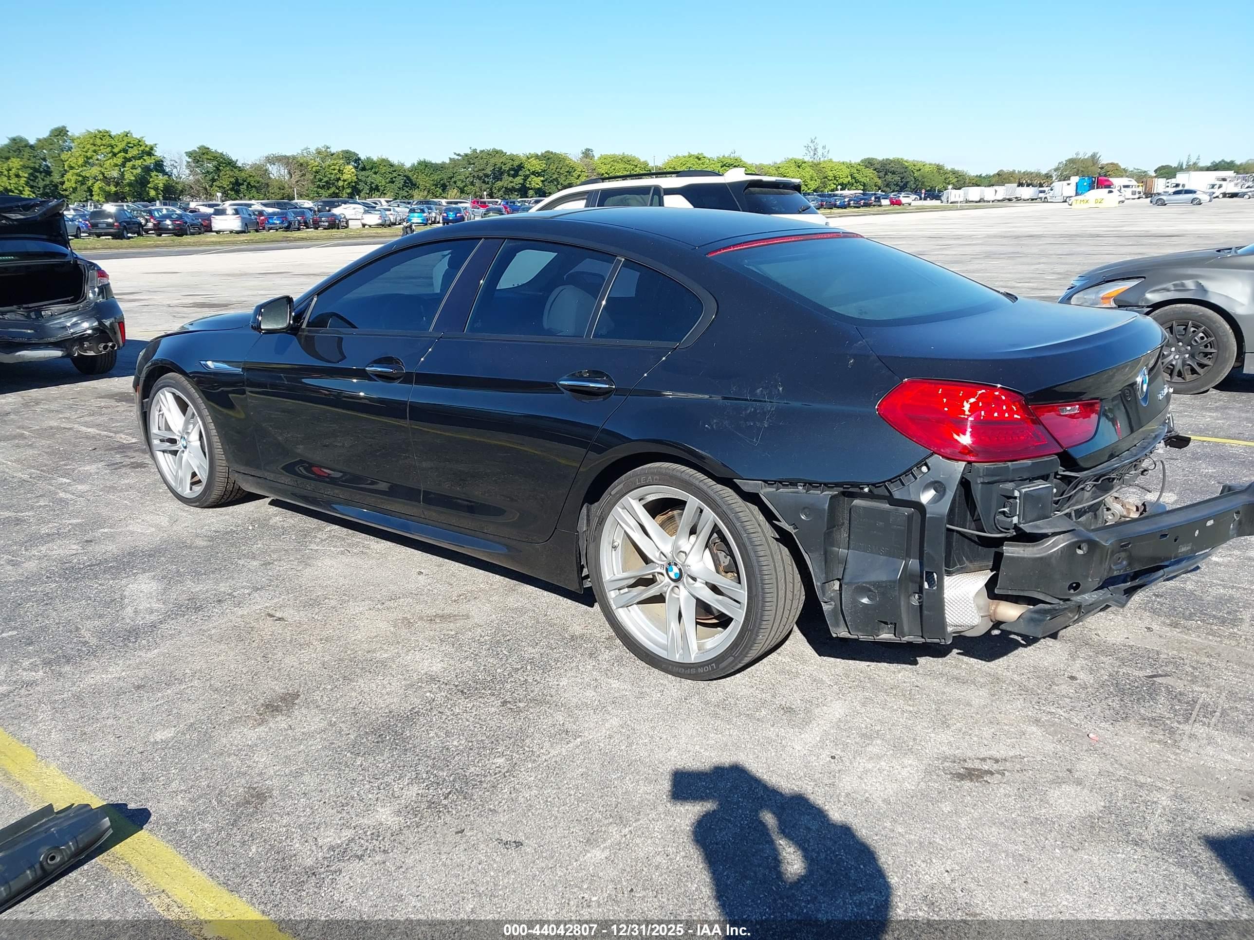 BMW 650I image 3