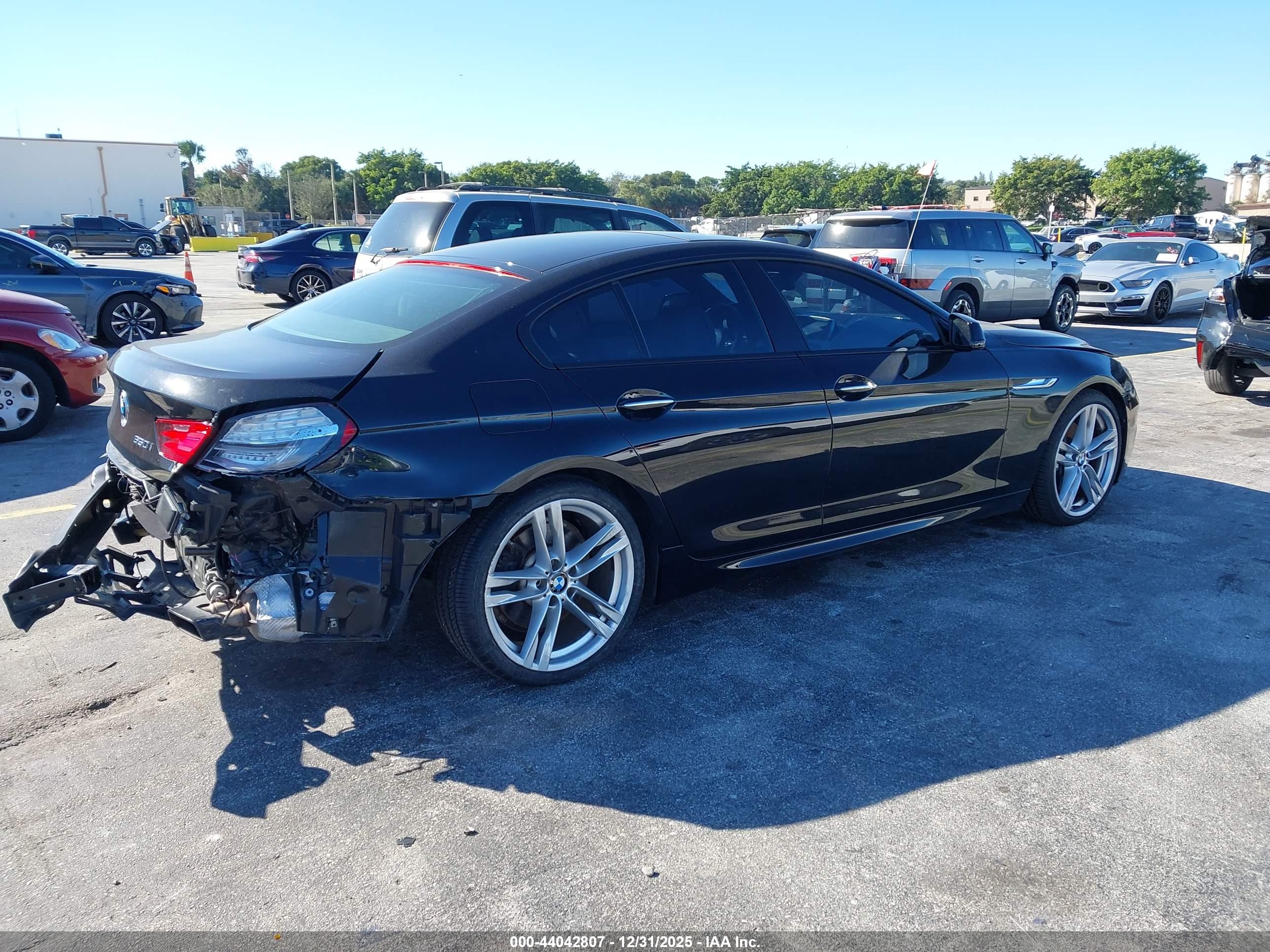 BMW 650I image 4