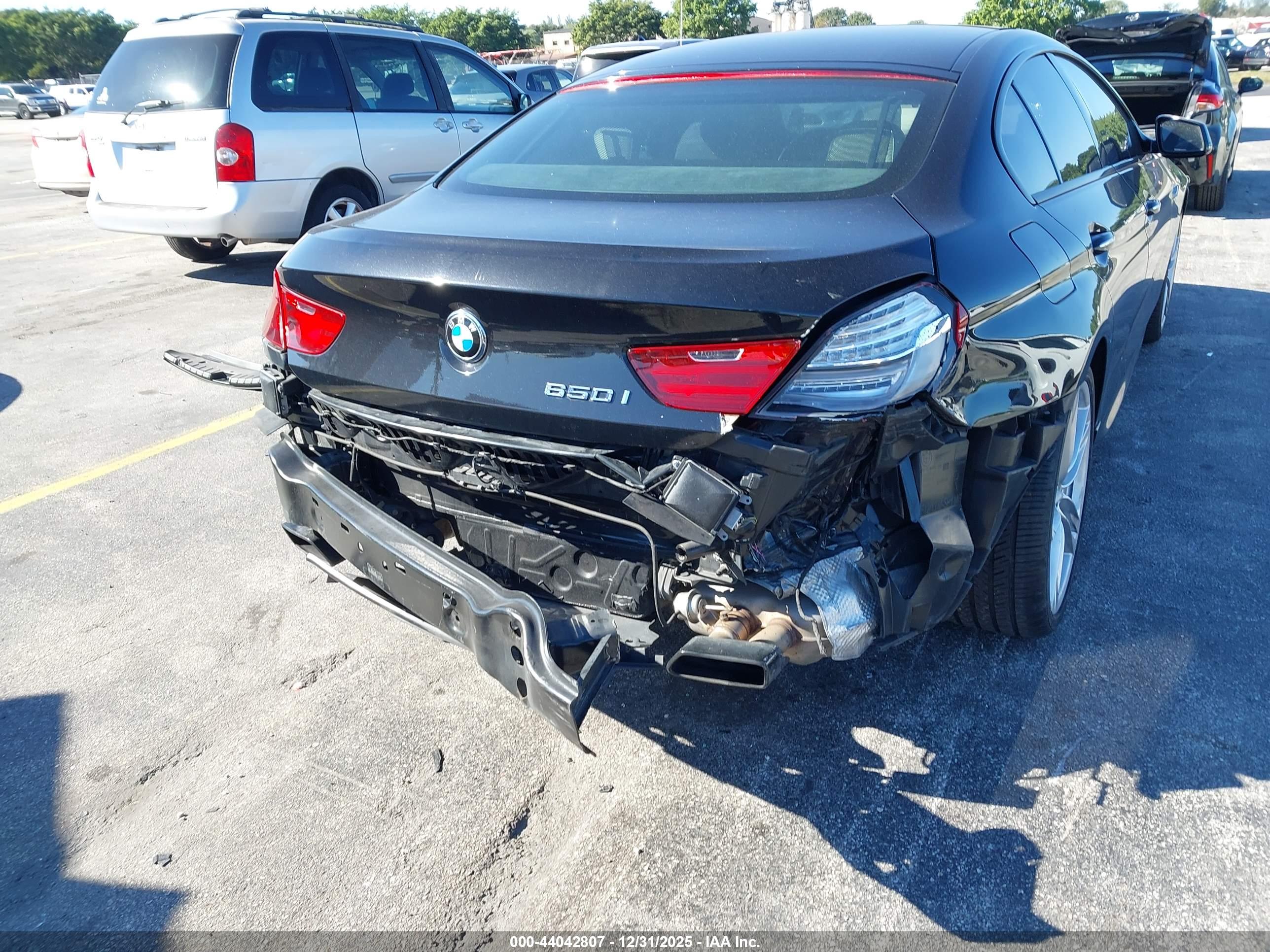 BMW 650I image 6