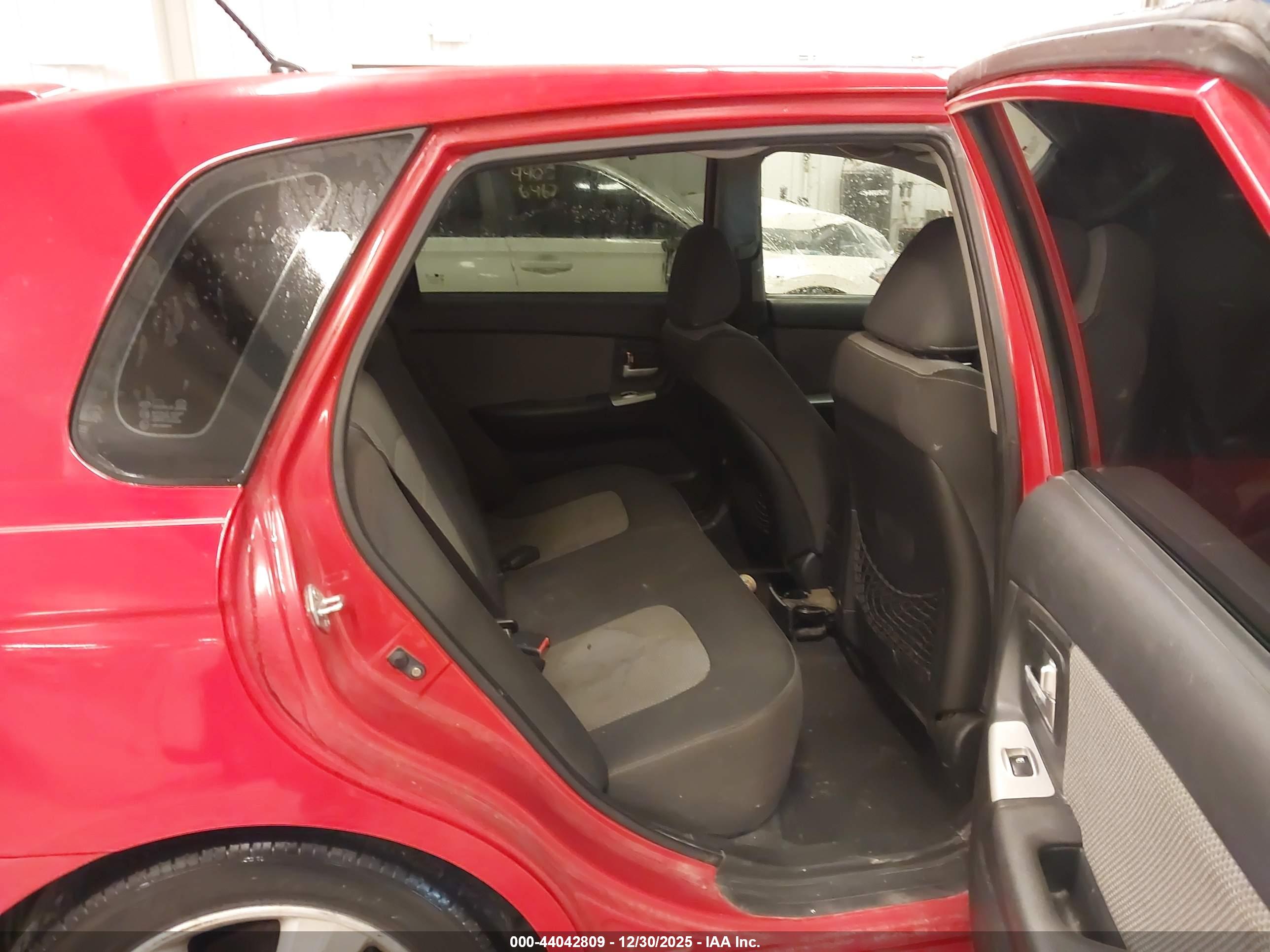KIA SPECTRA5 image 8