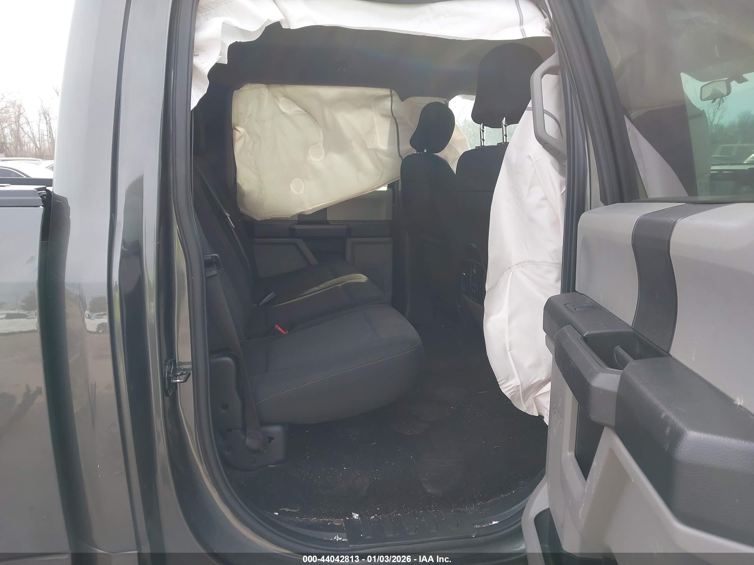 FORD F-150 image 8