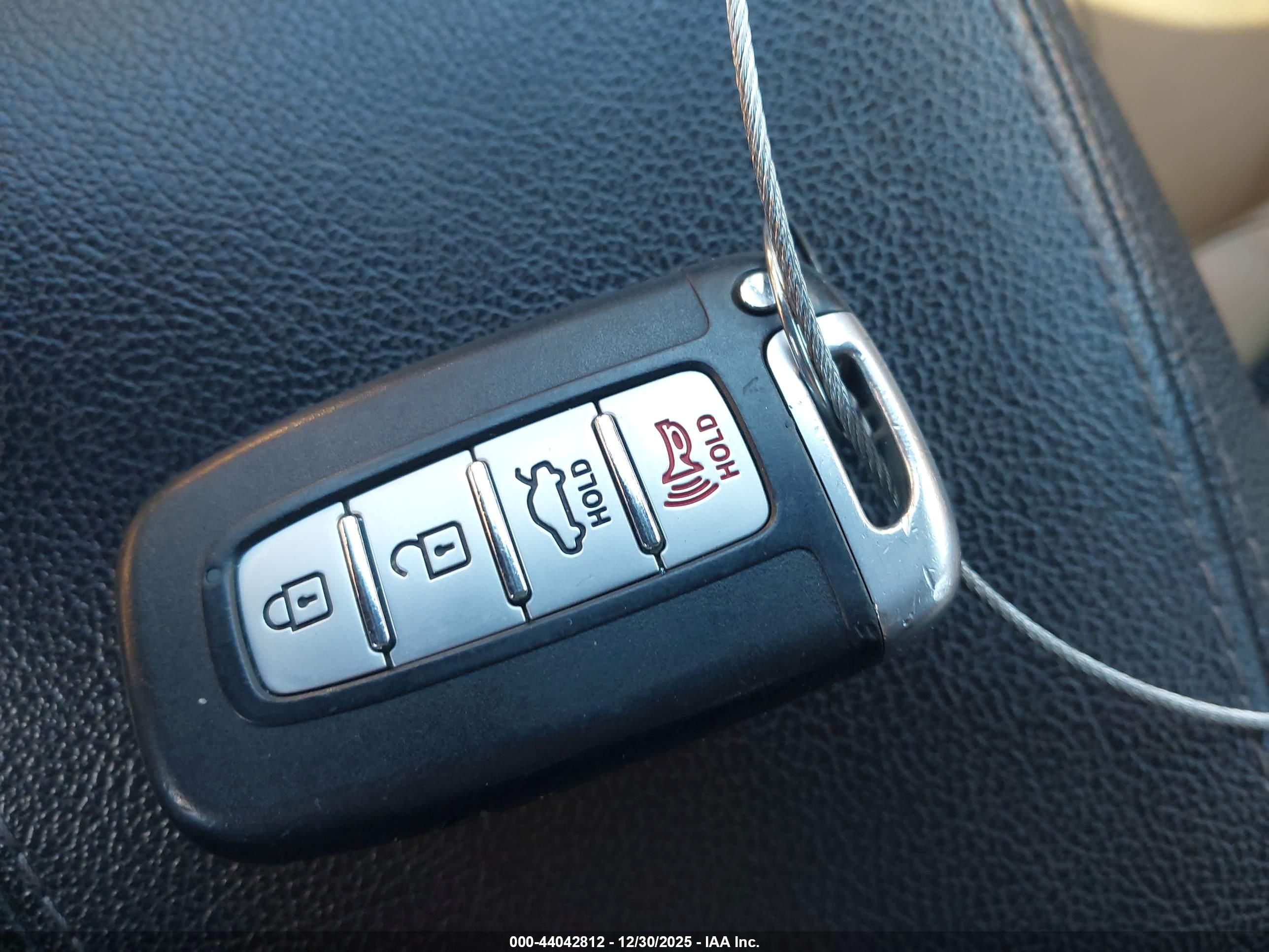 HYUNDAI SONATA image 11