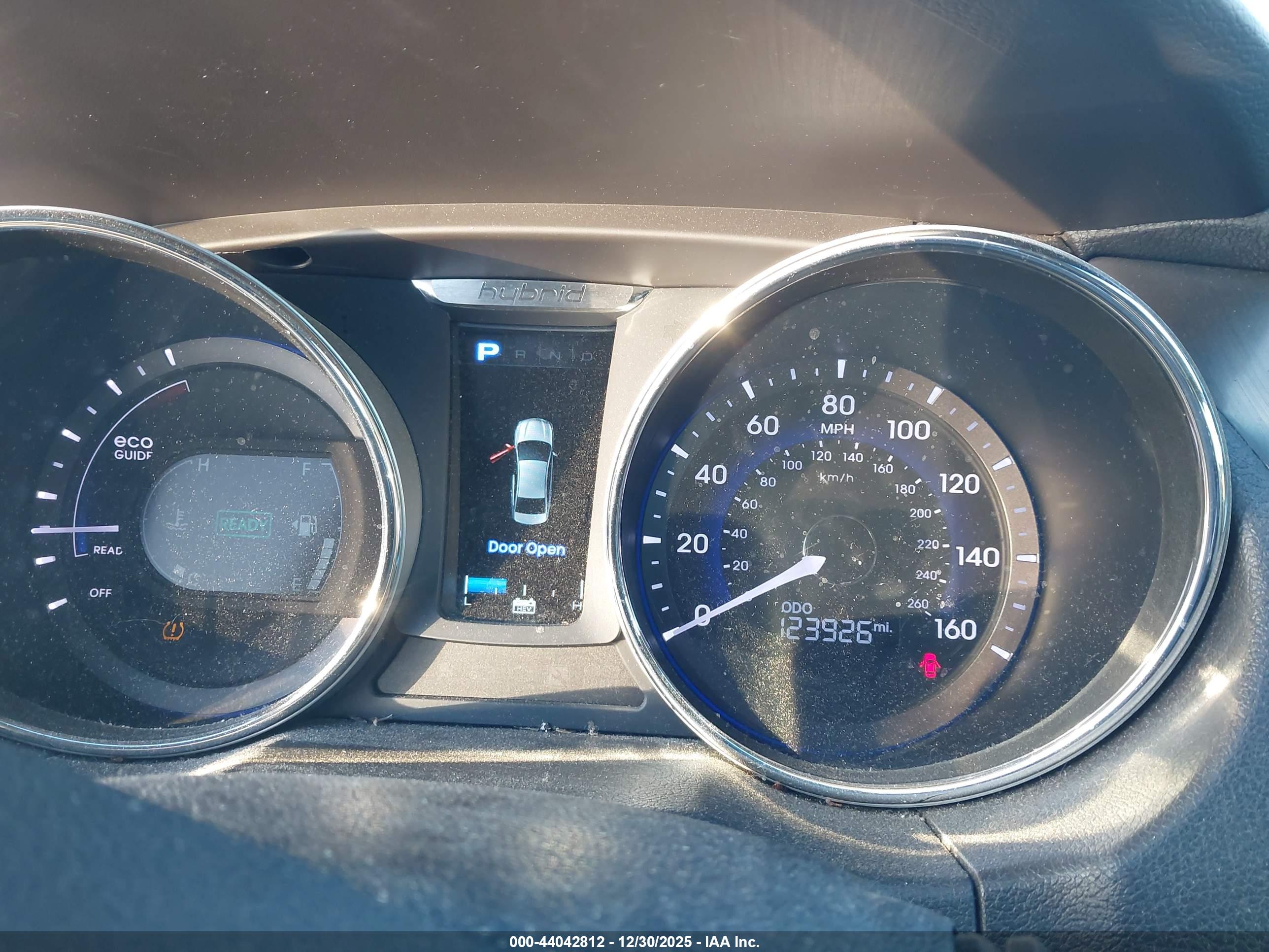 HYUNDAI SONATA image 7