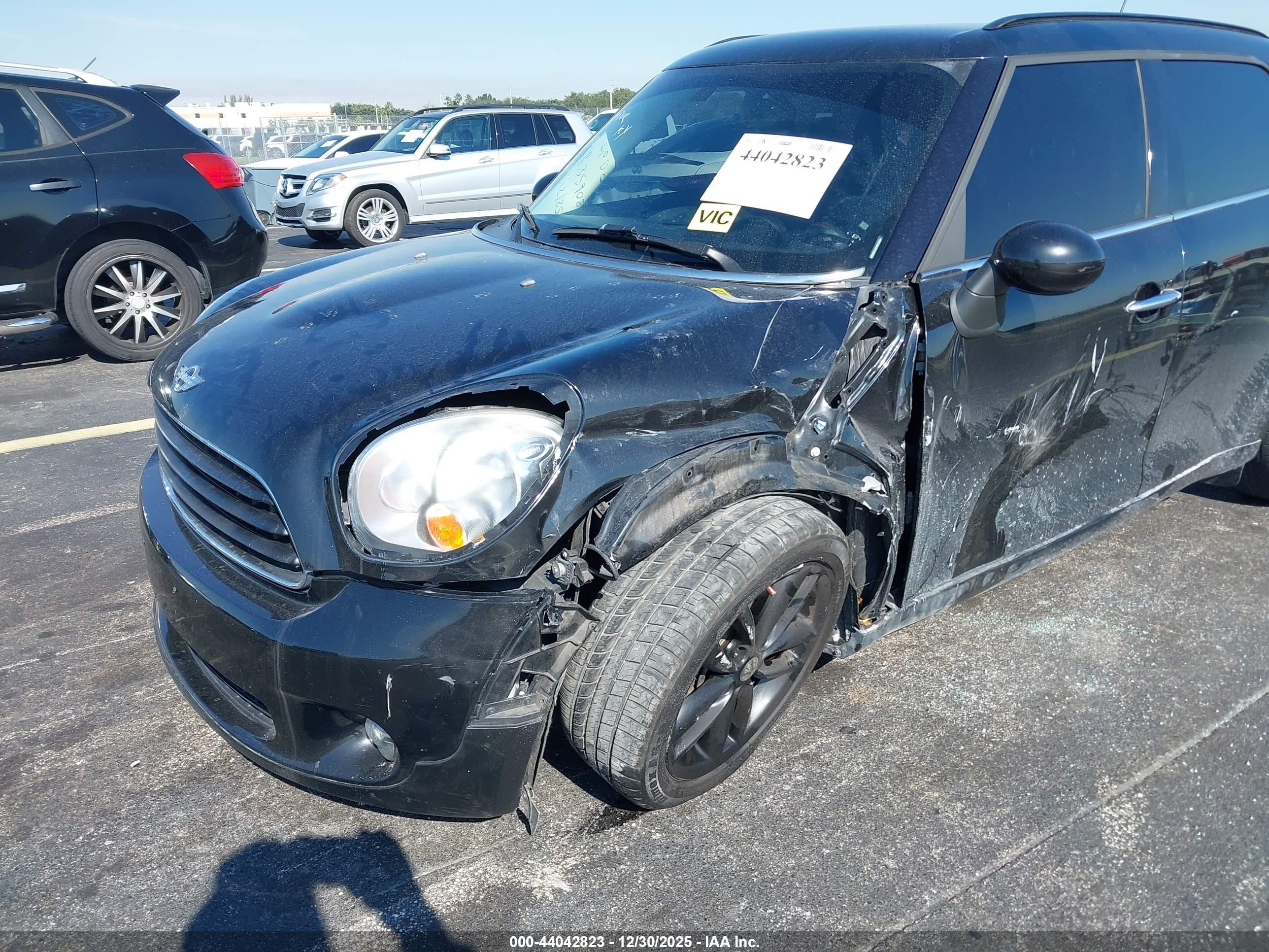MINI COUNTRYMAN image 6
