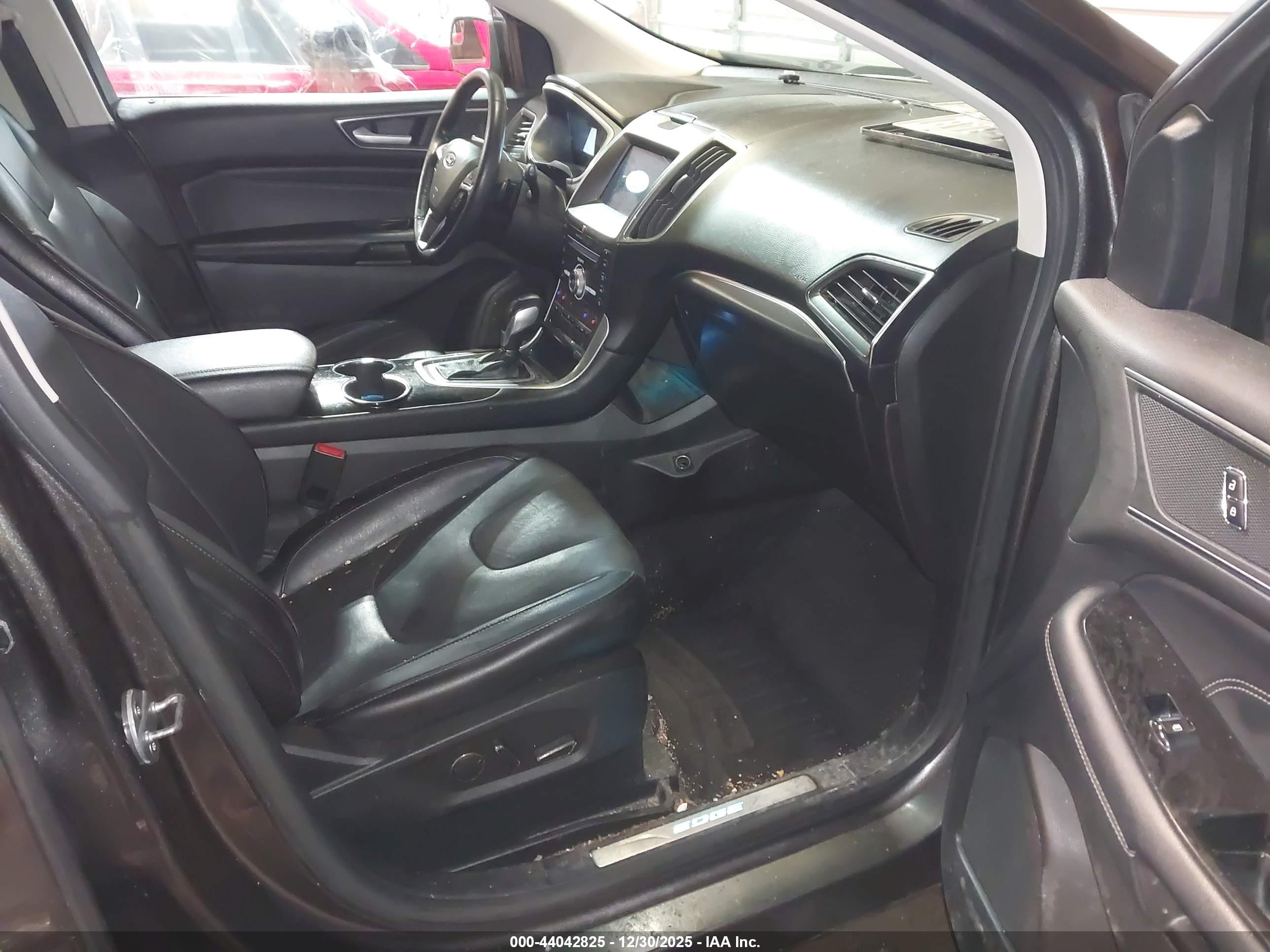 FORD EDGE image 5