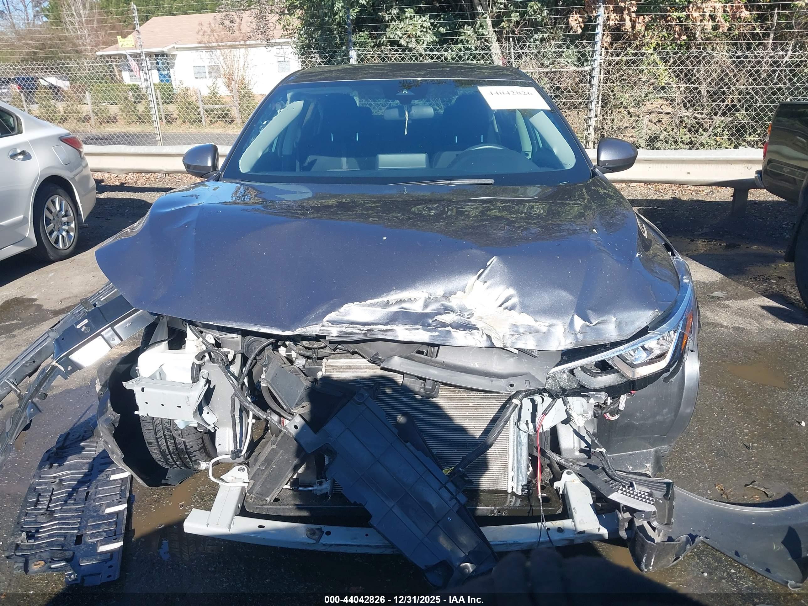 NISSAN SENTRA image 6