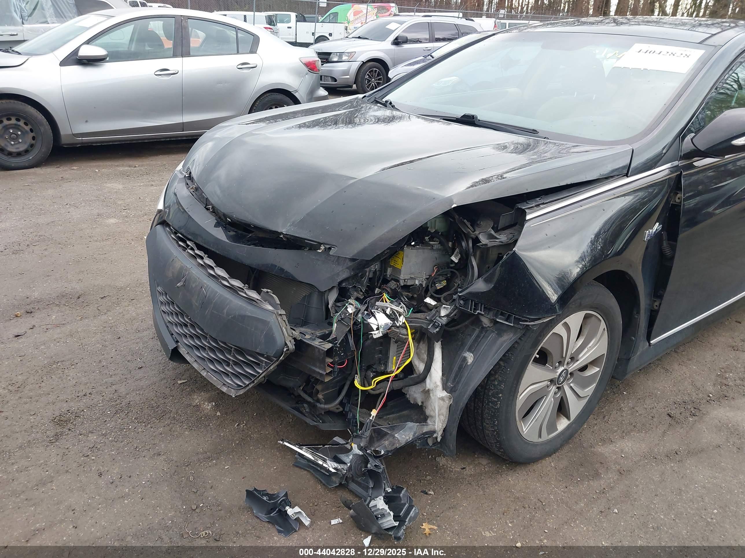HYUNDAI SONATA image 6
