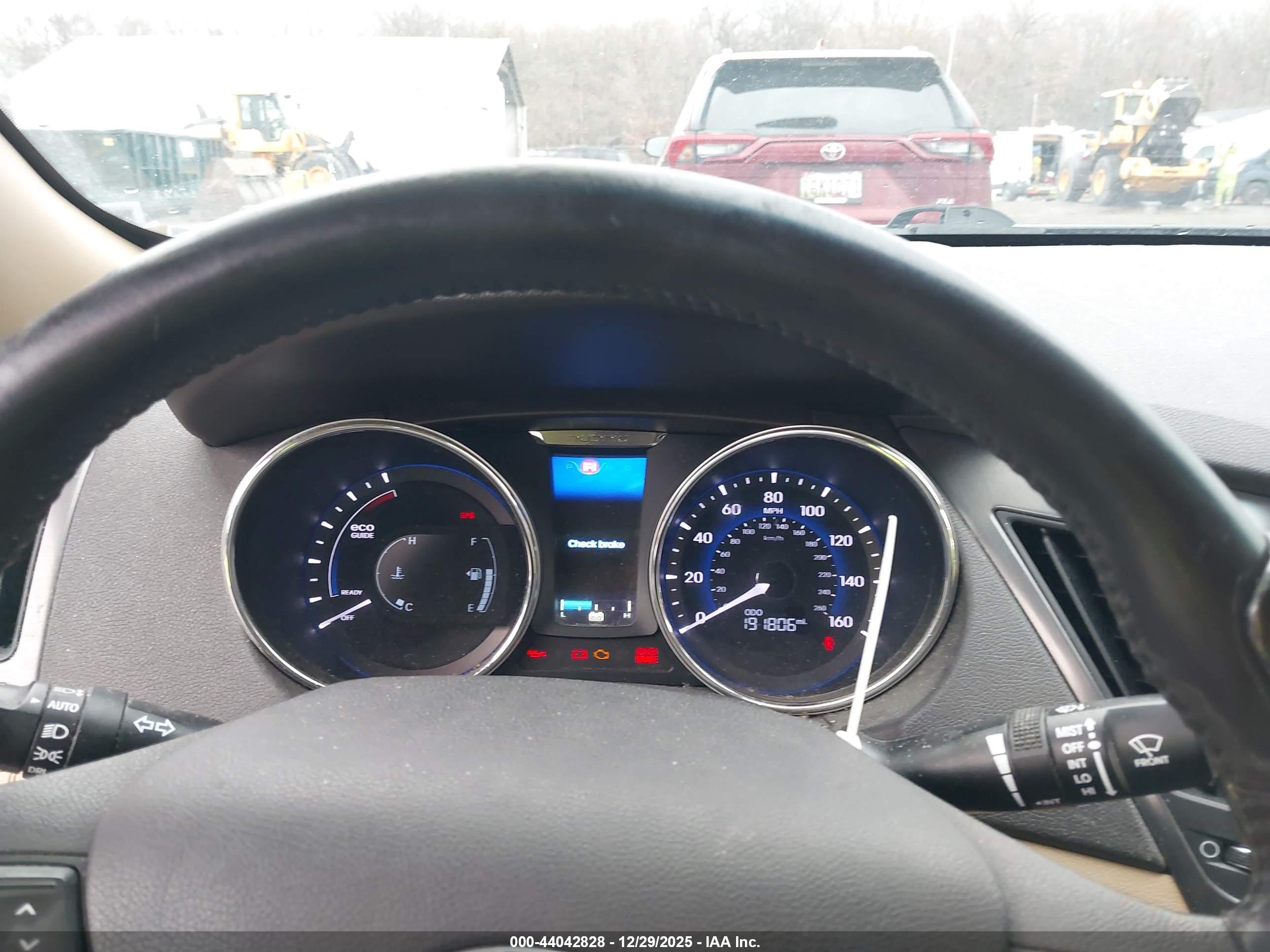 HYUNDAI SONATA image 7