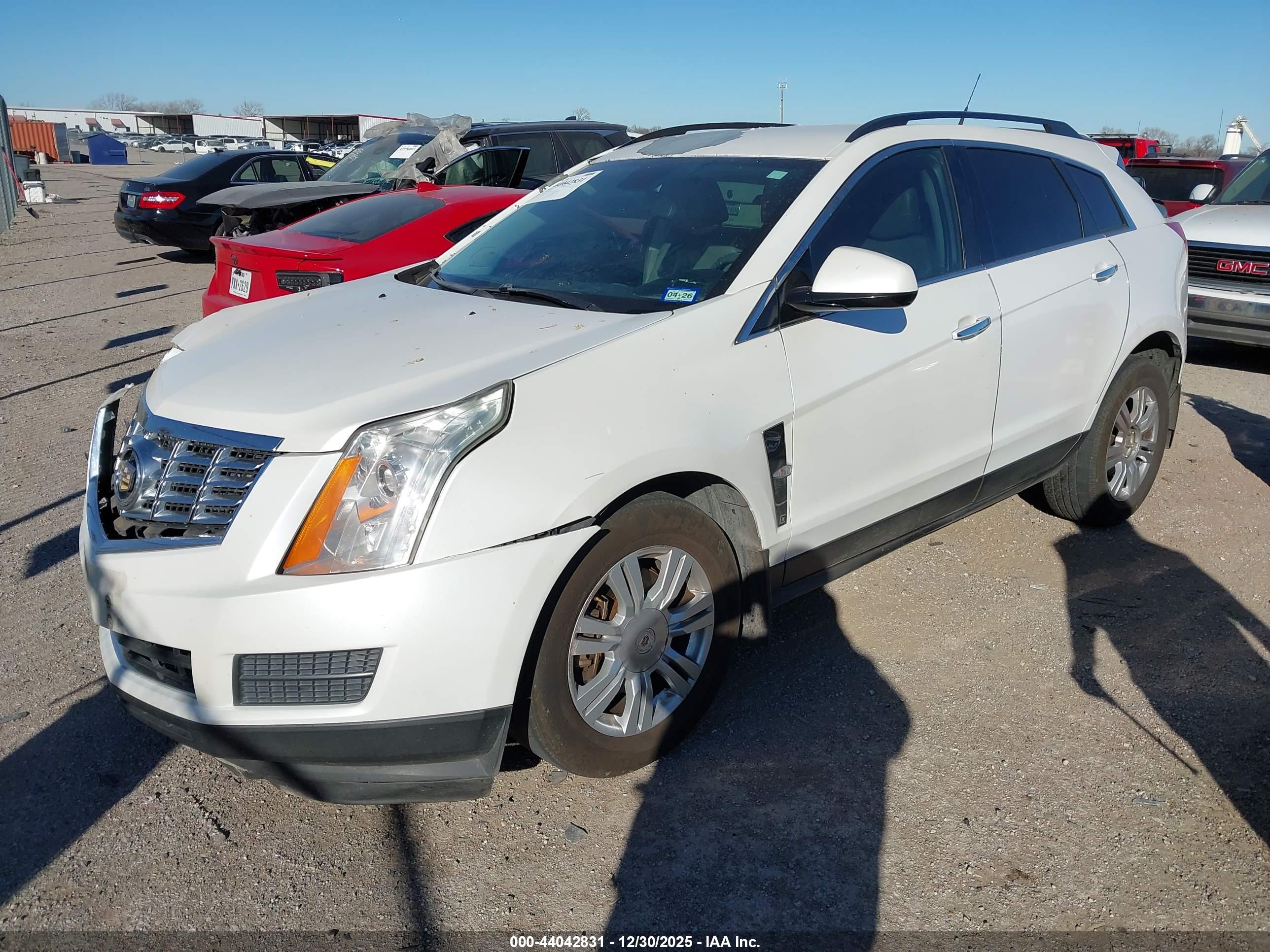 CADILLAC SRX image 2