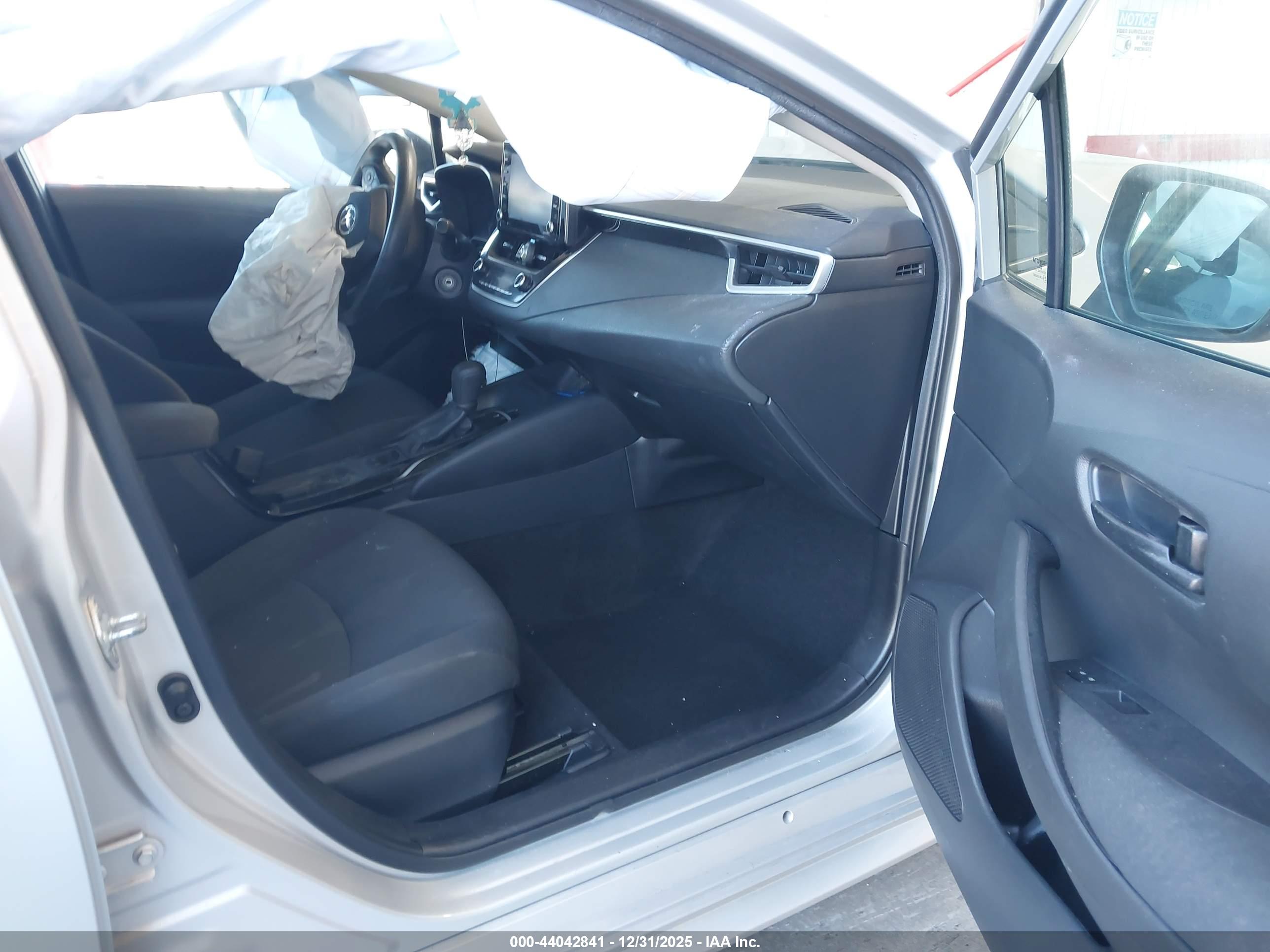 TOYOTA COROLLA image 5
