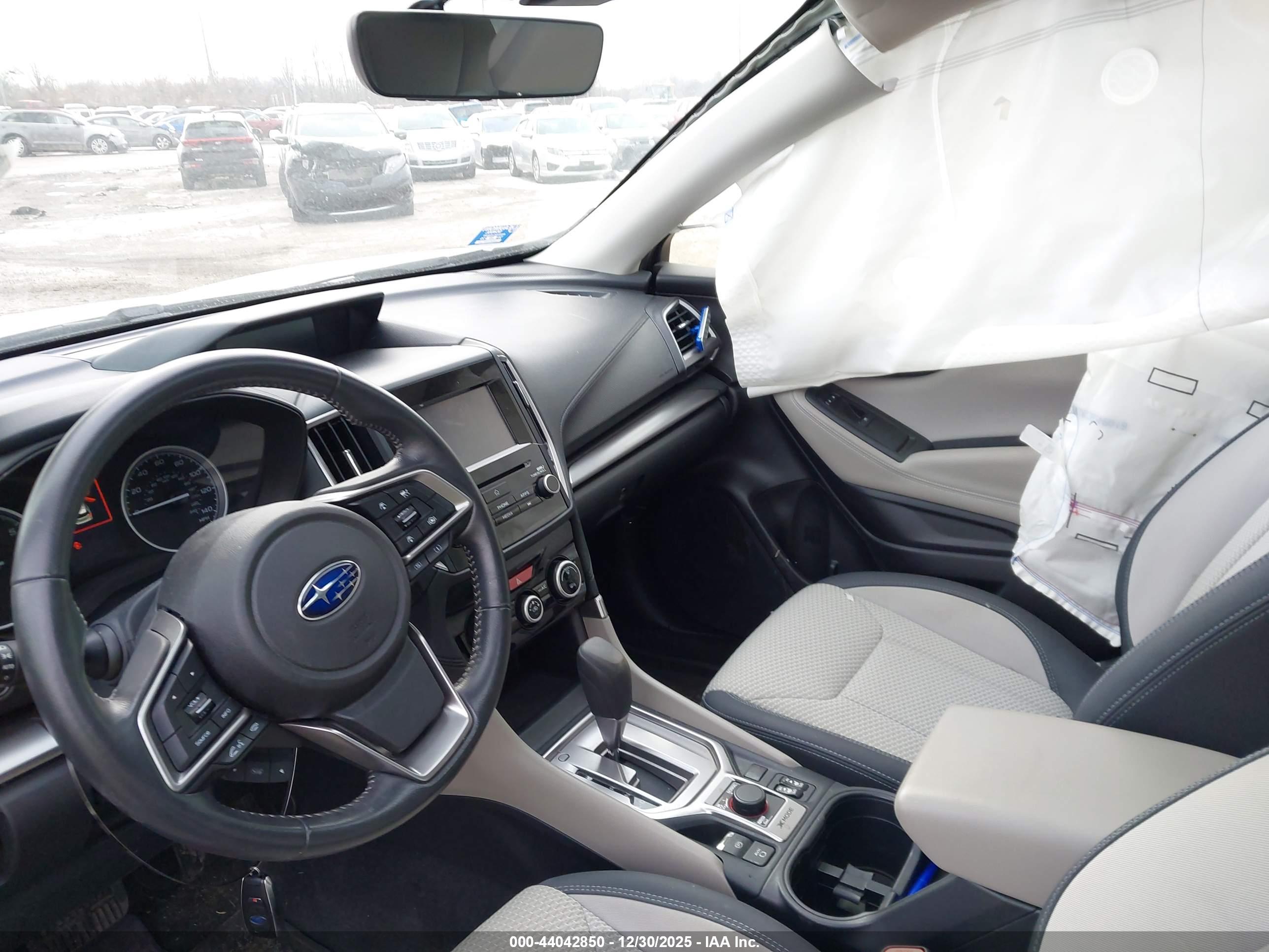 SUBARU FORESTER image 5