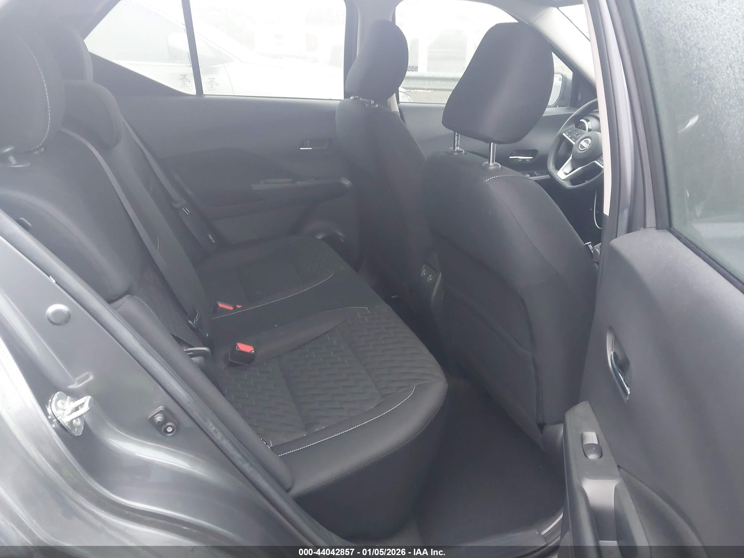 NISSAN KICKS image 8
