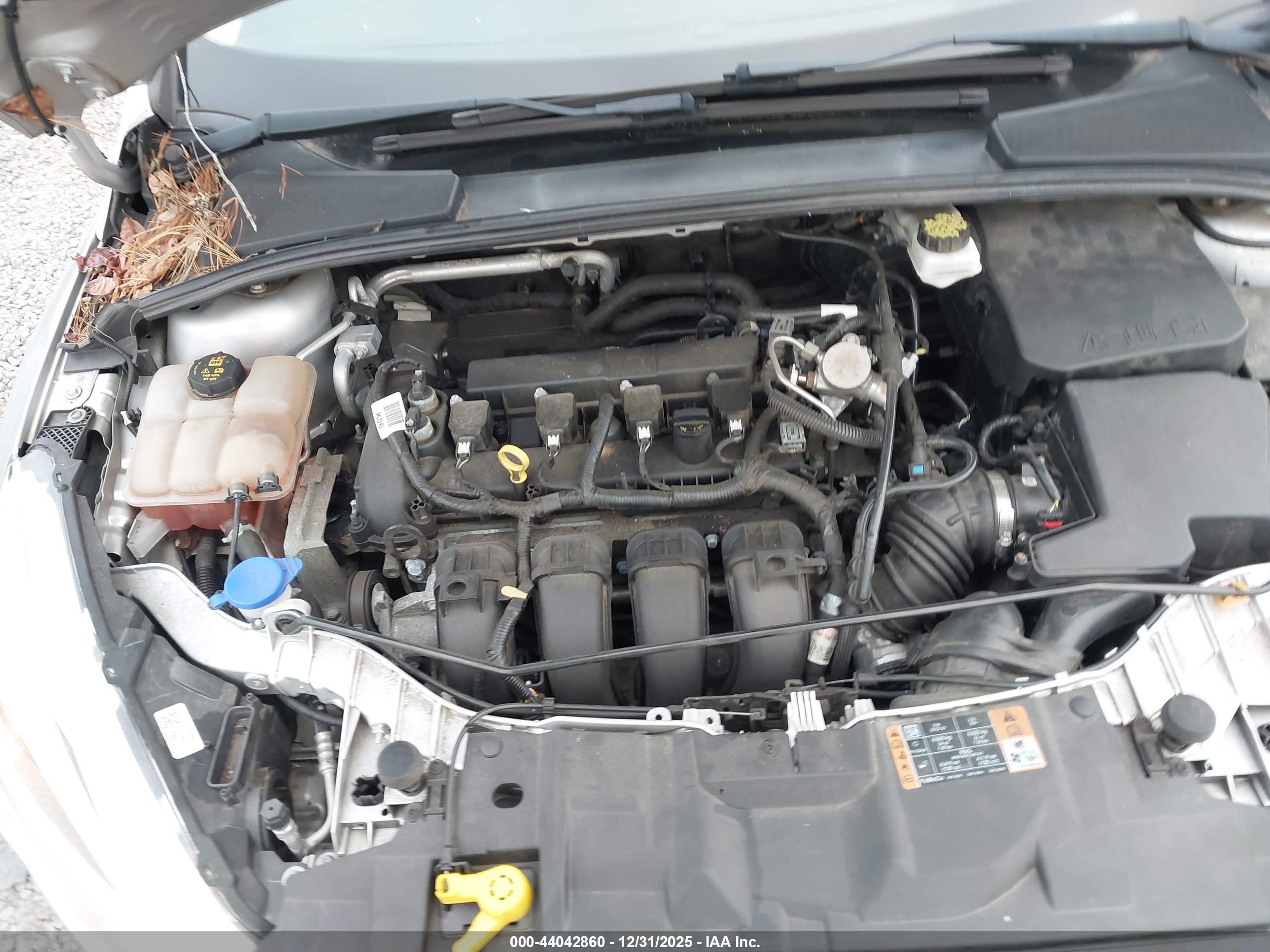FORD FOCUS image 10