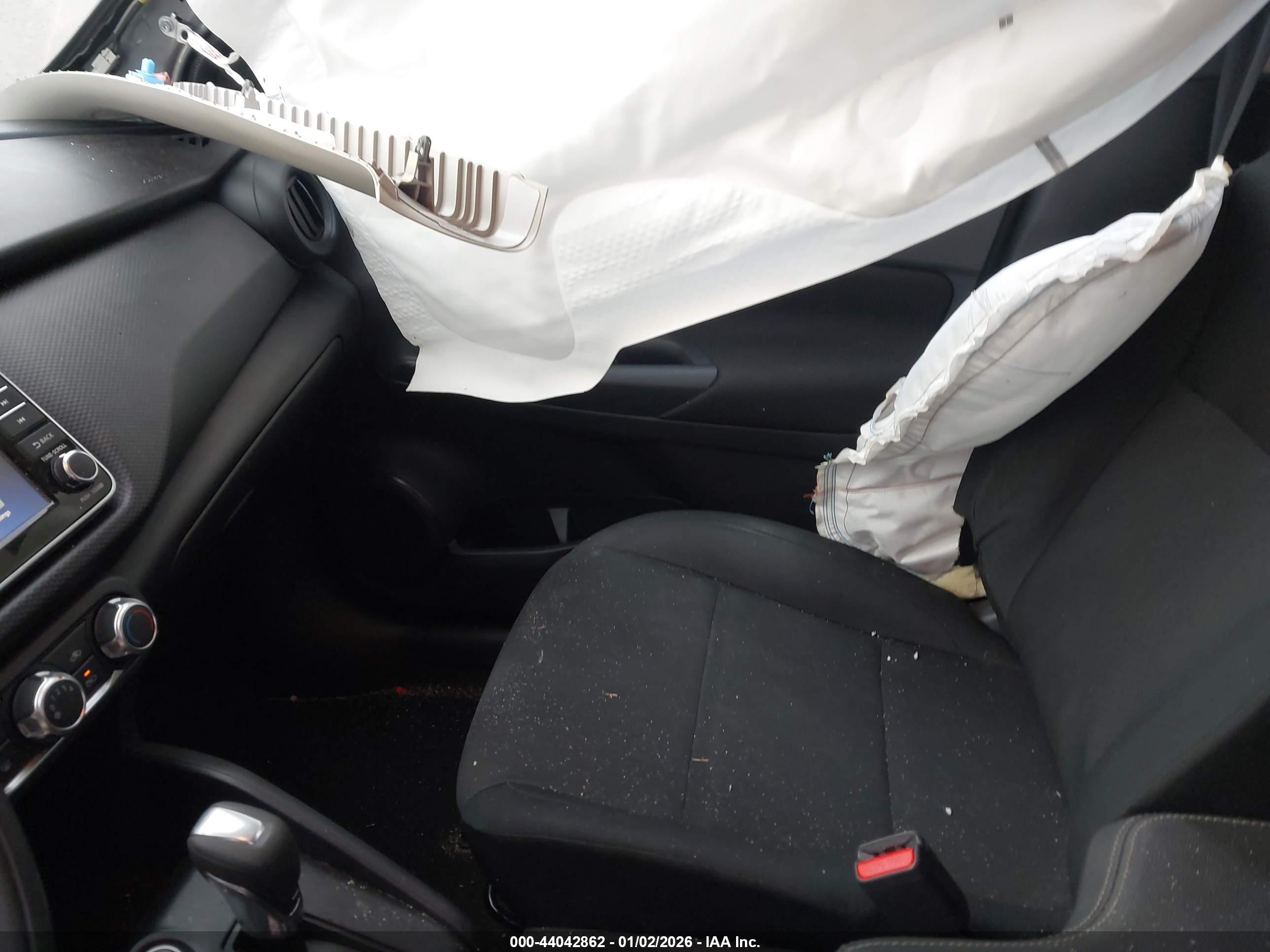 NISSAN KICKS image 5