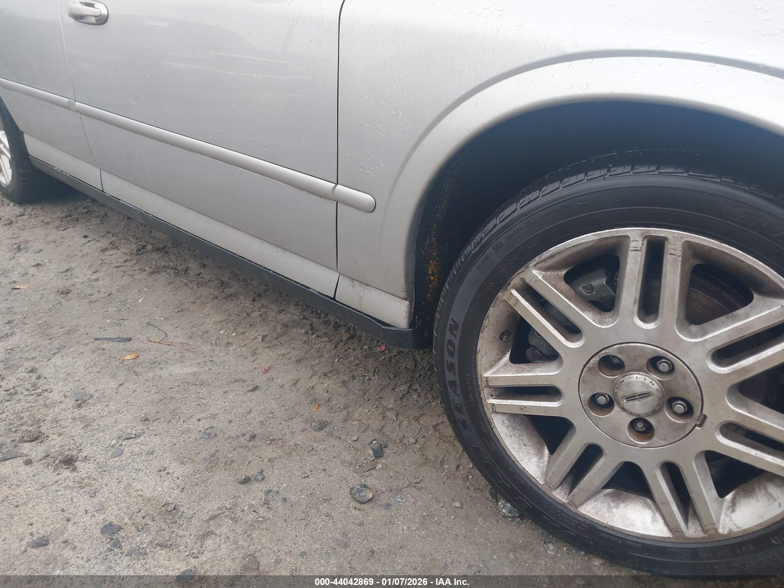 LINCOLN LS image 6