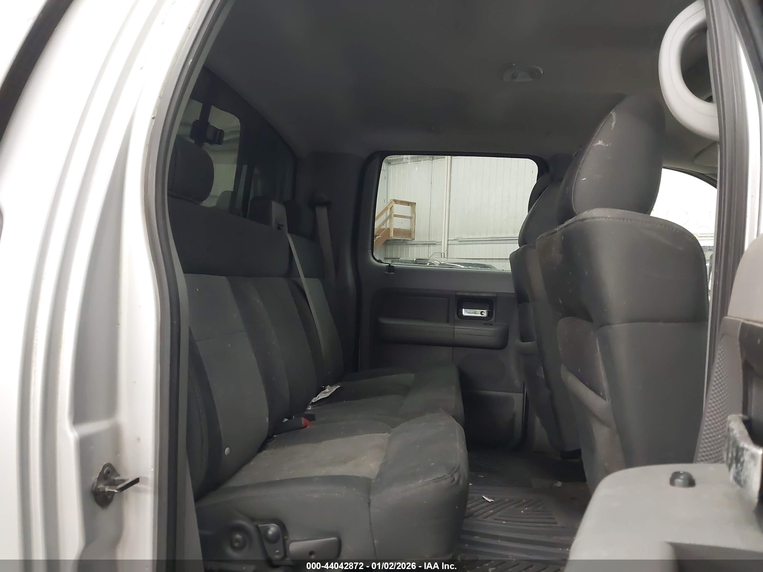 FORD F-150 image 8
