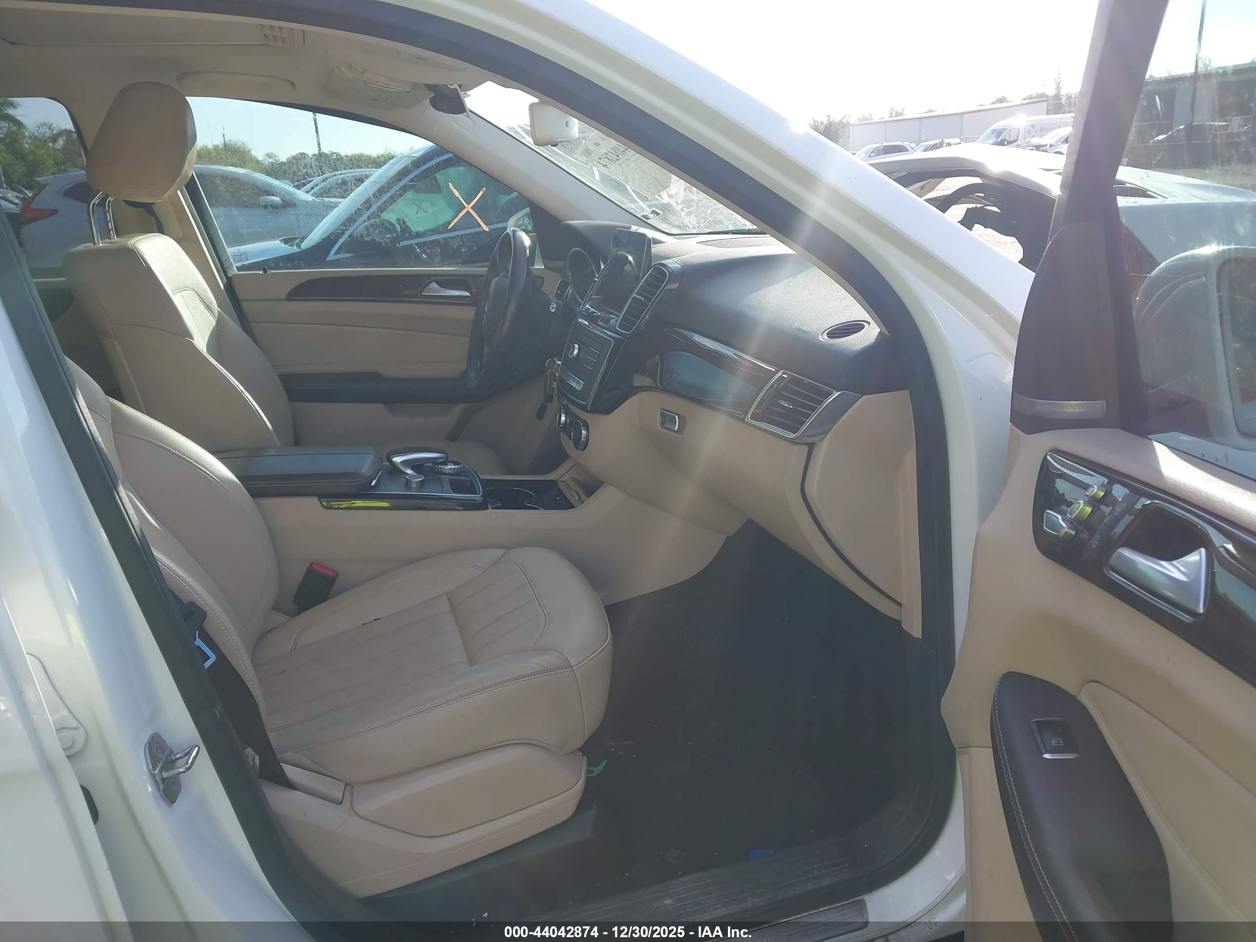 MERCEDES-BENZ GLE image 5