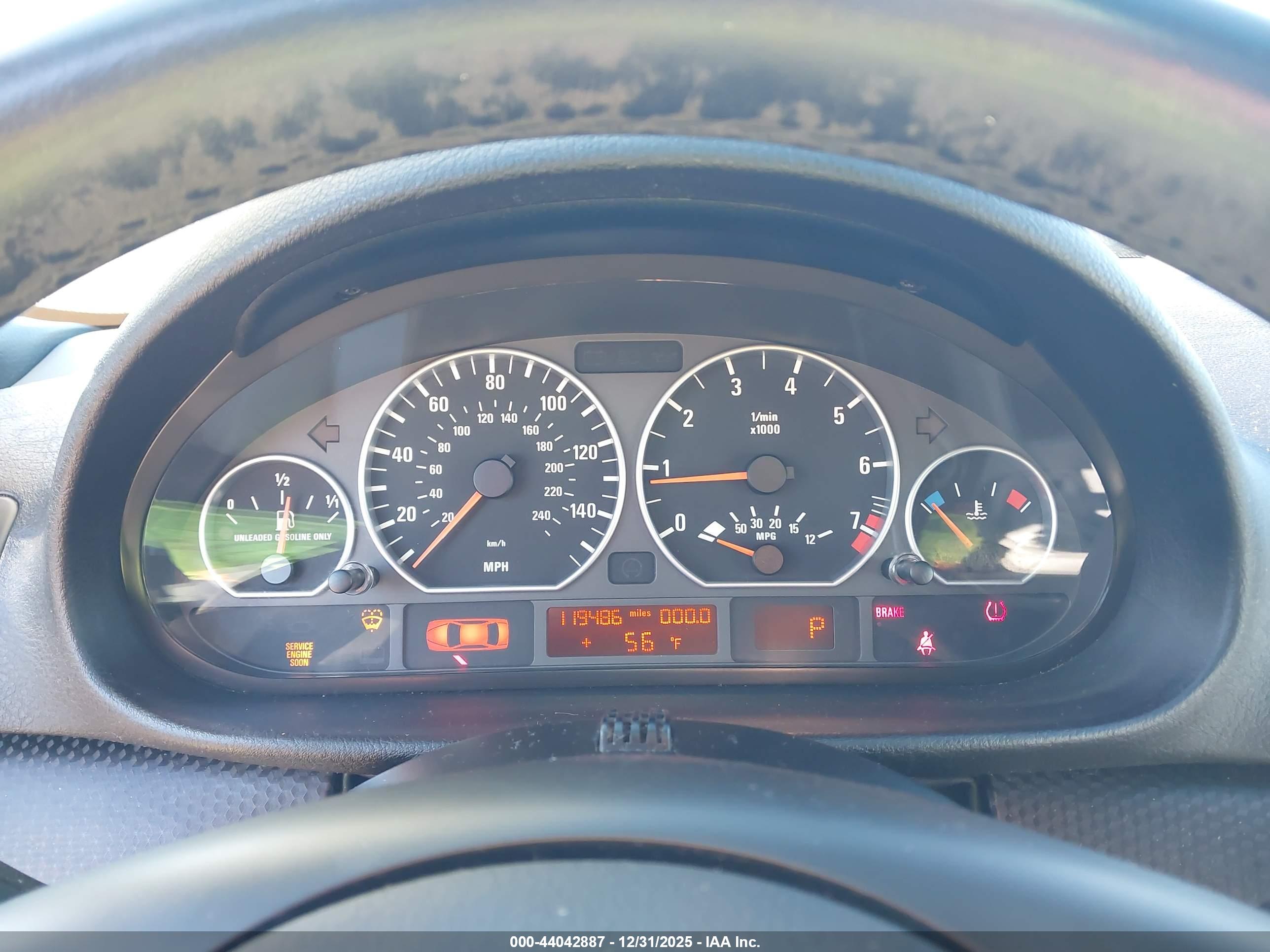 BMW 330CI image 7