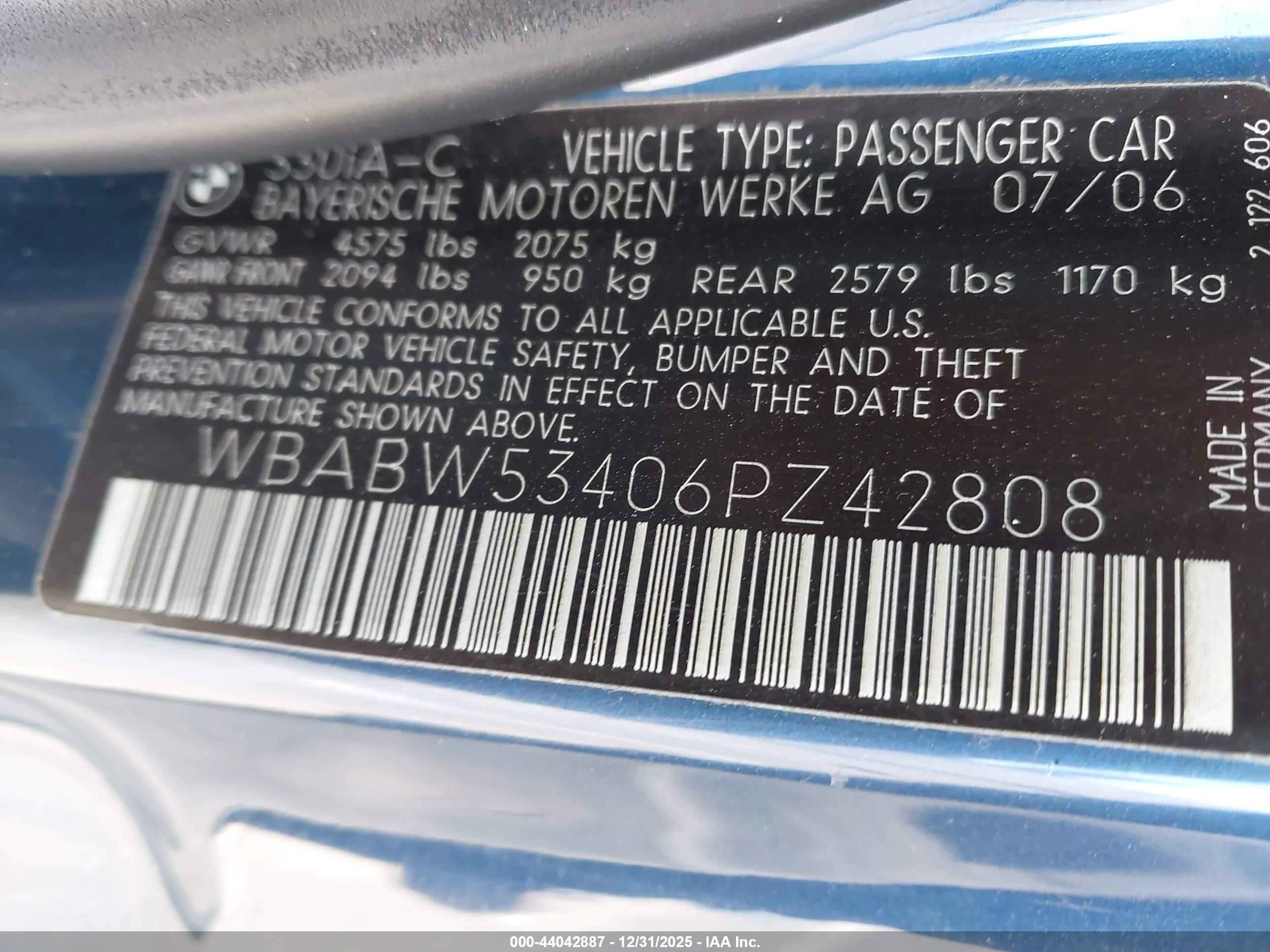 BMW 330CI image 9