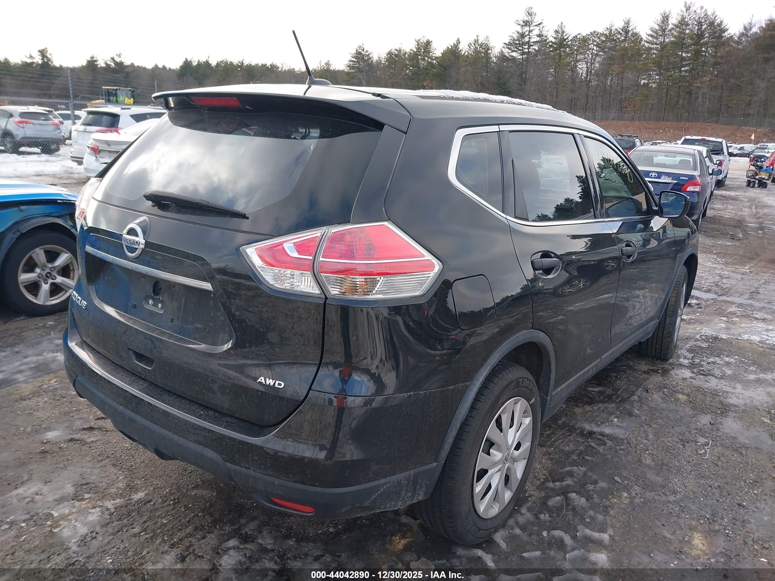 NISSAN ROGUE image 4