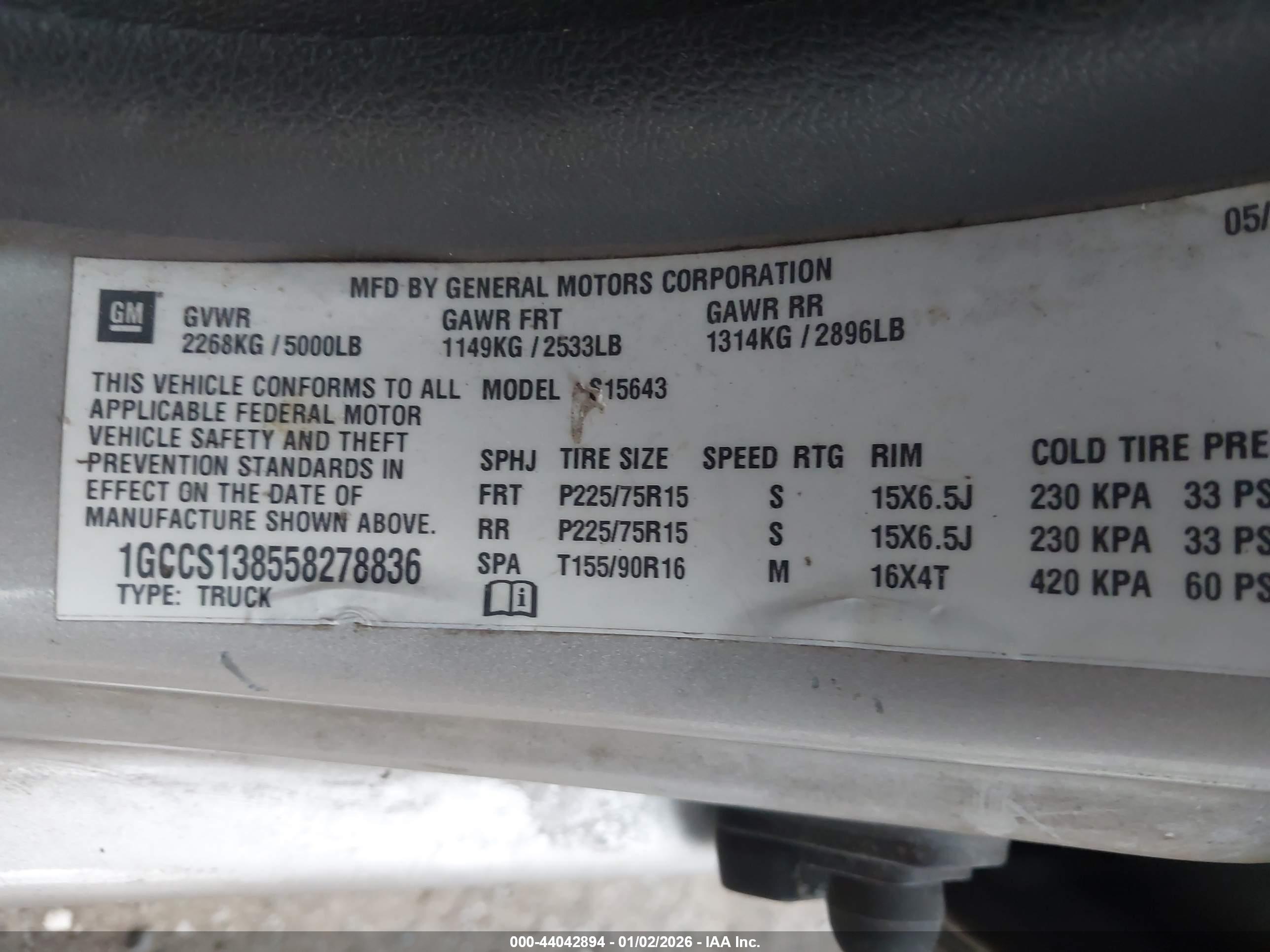 CHEVROLET COLORADO image 9