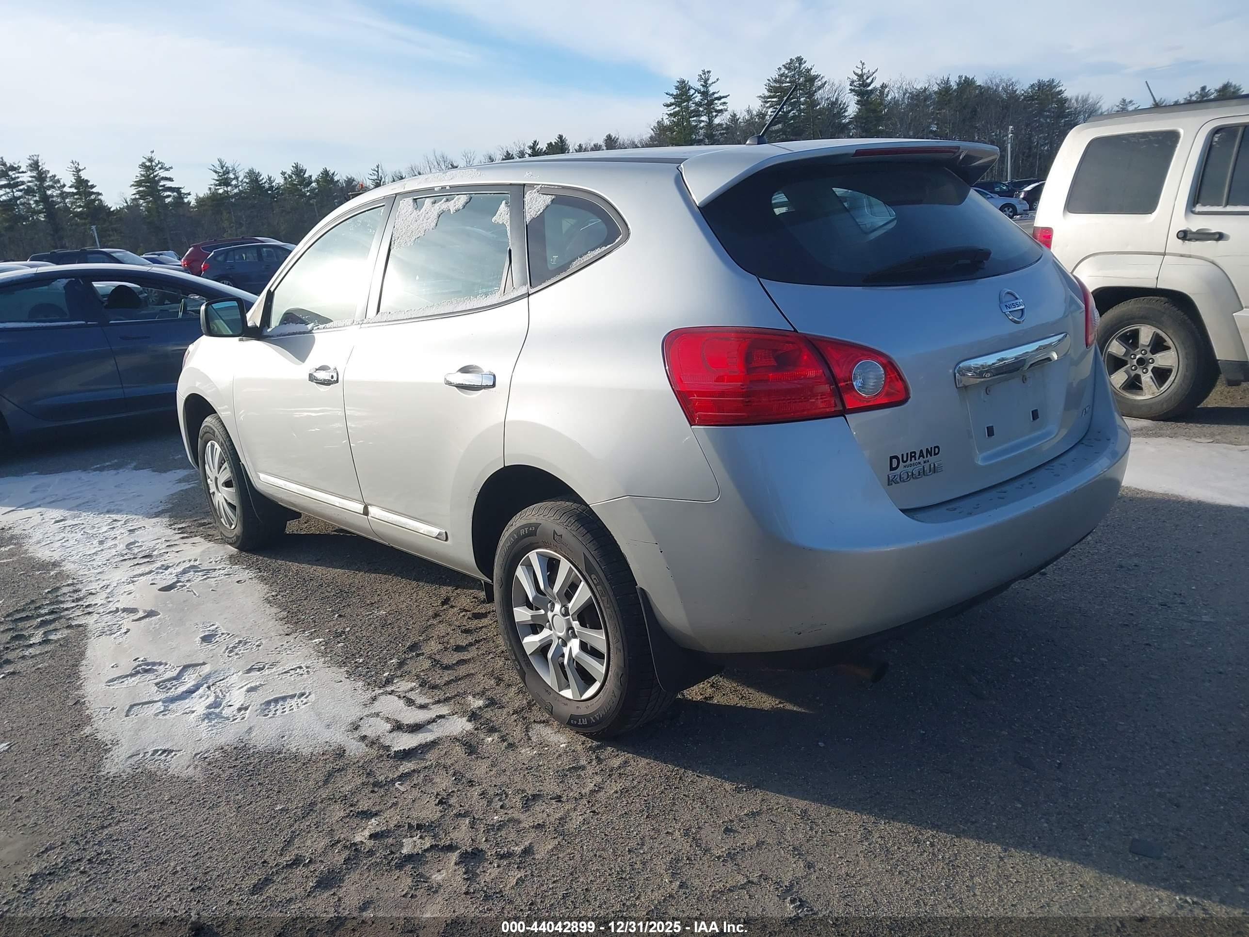 NISSAN ROGUE image 3
