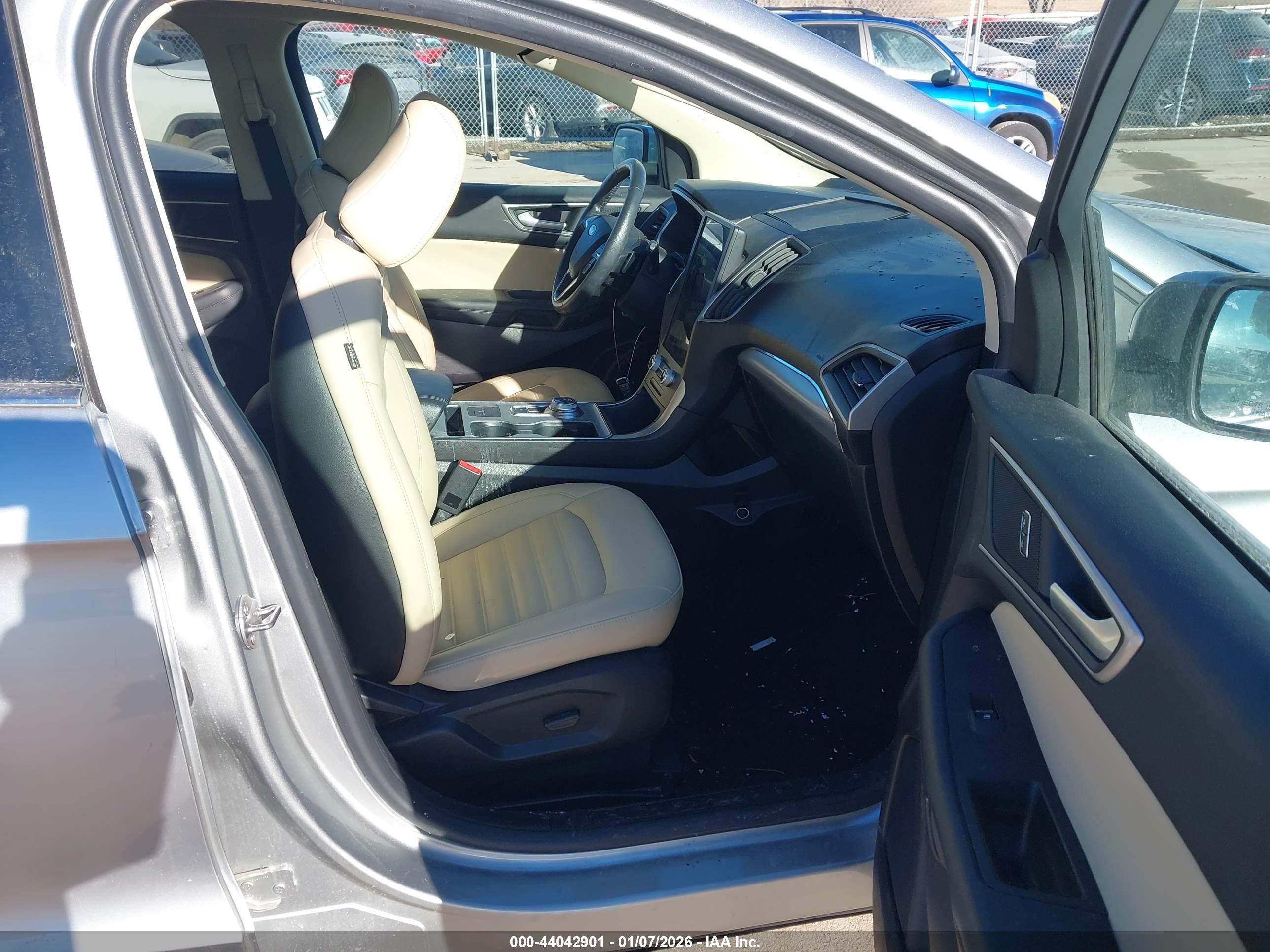 FORD EDGE image 5