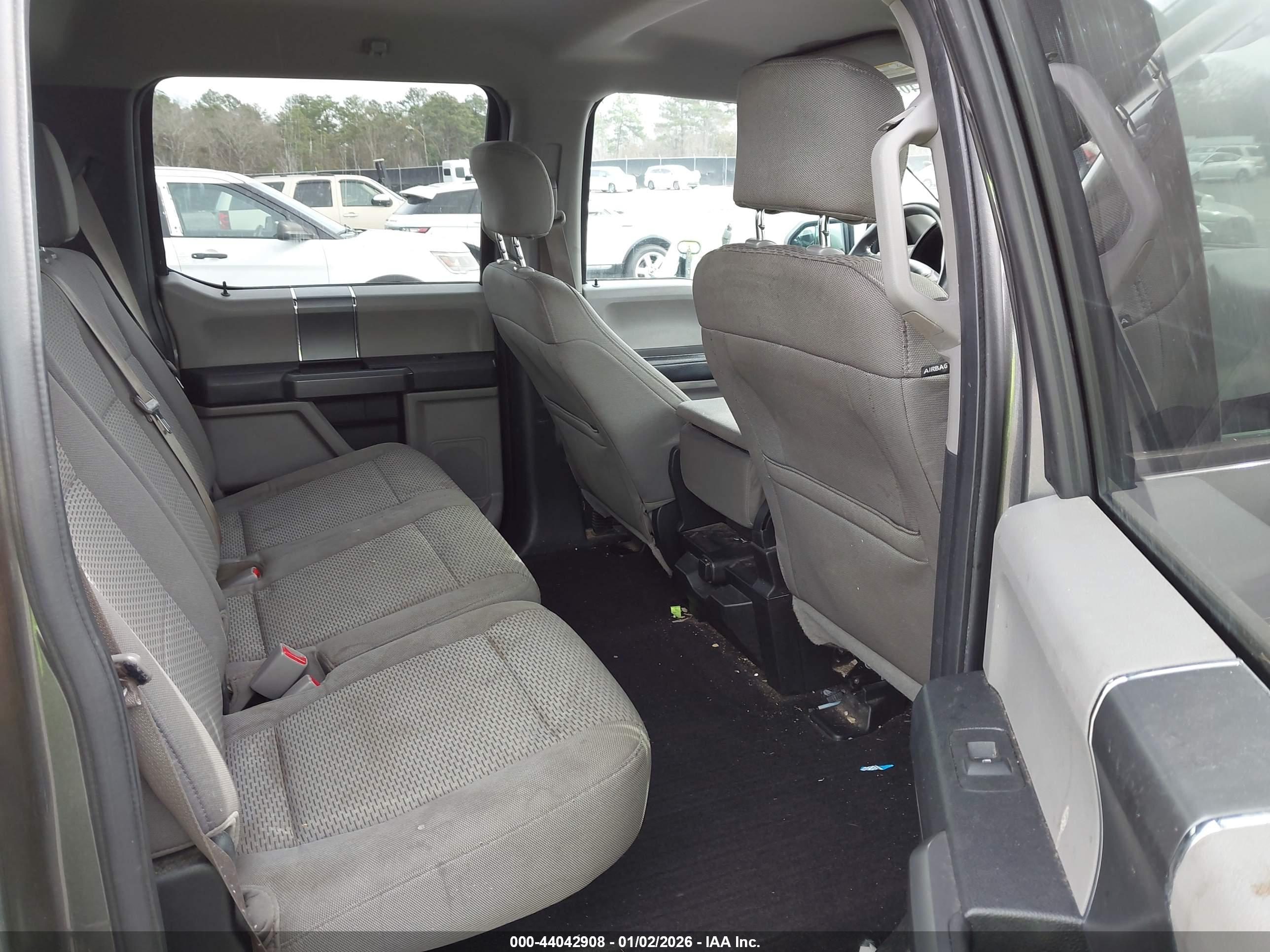 FORD F-150 image 8