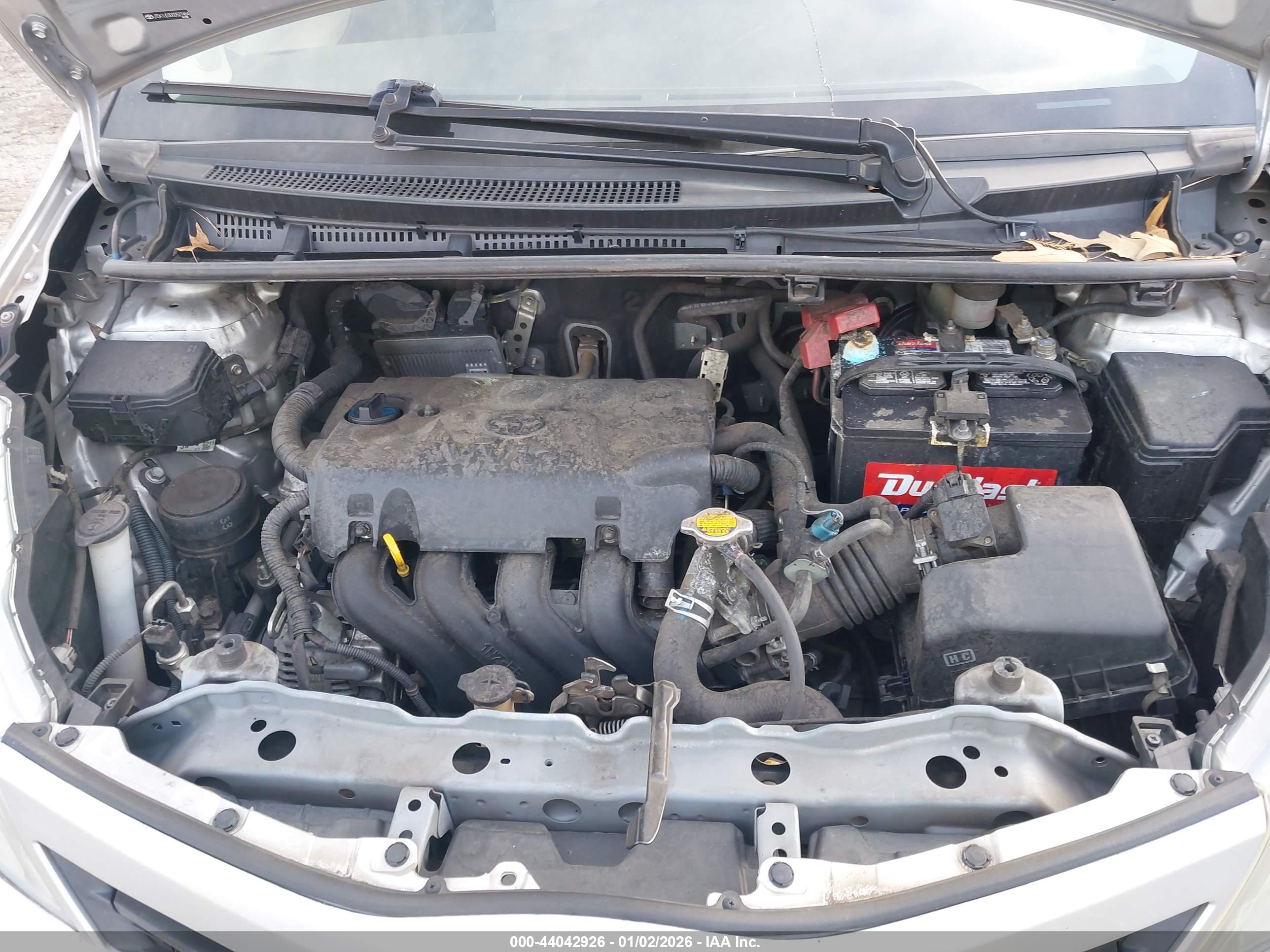 TOYOTA YARIS image 10