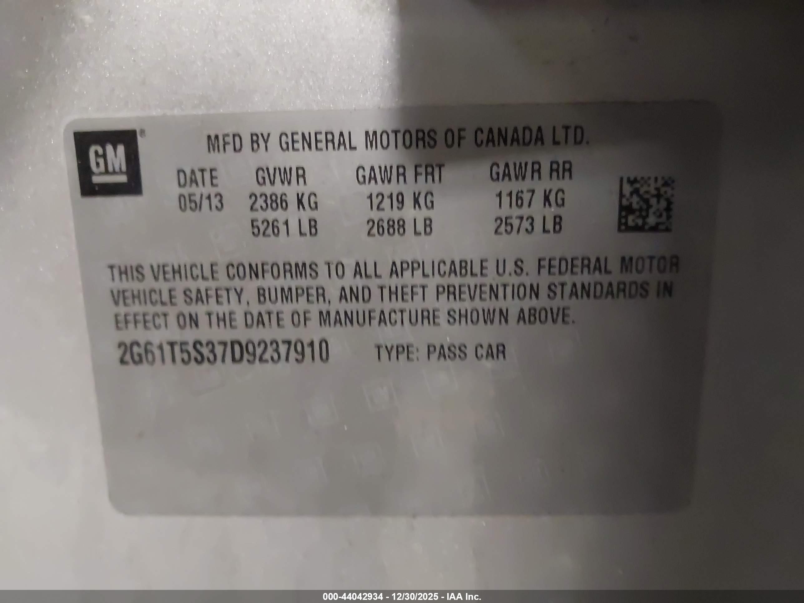 CADILLAC XTS image 9