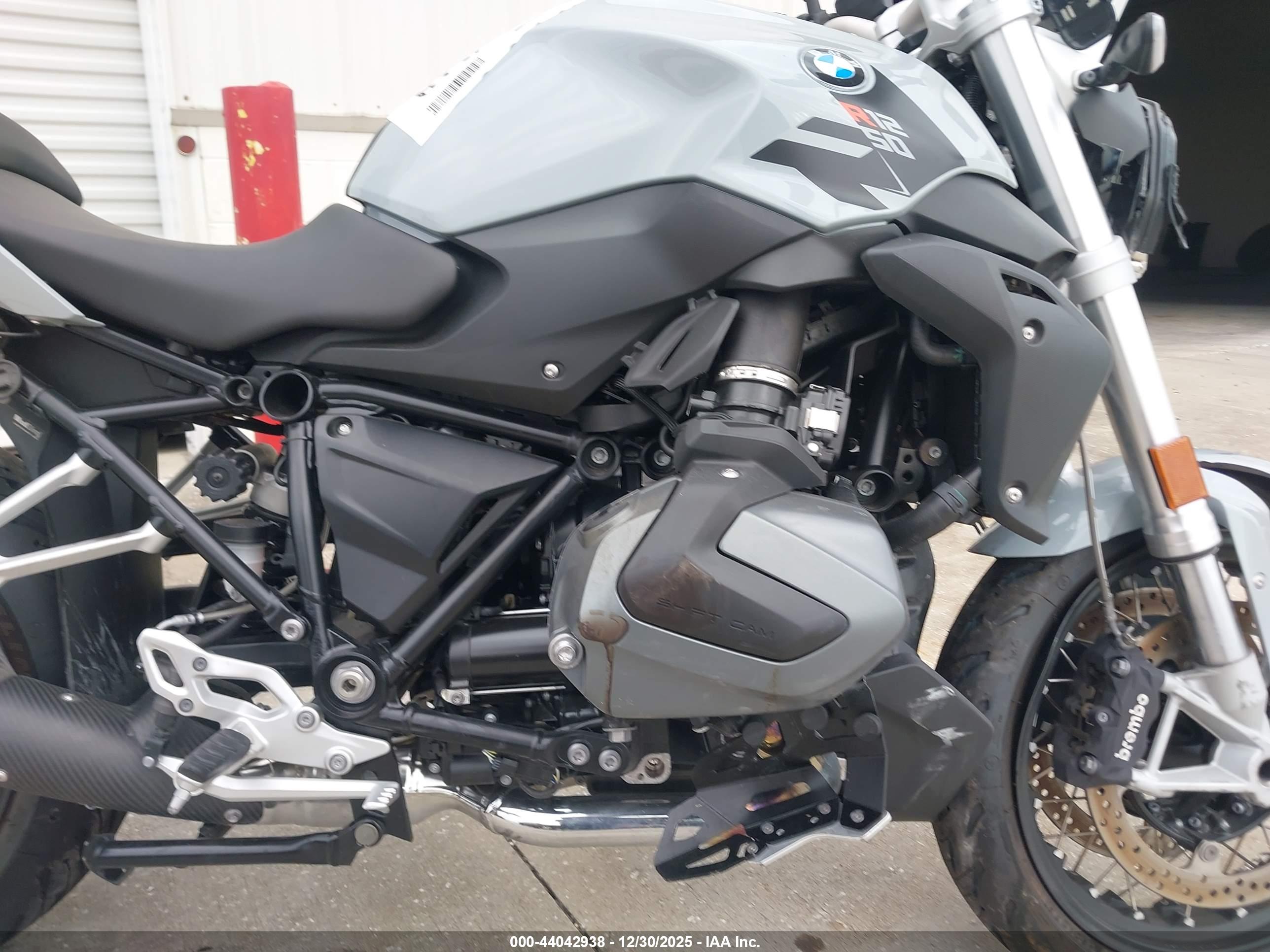 BMW R image 8
