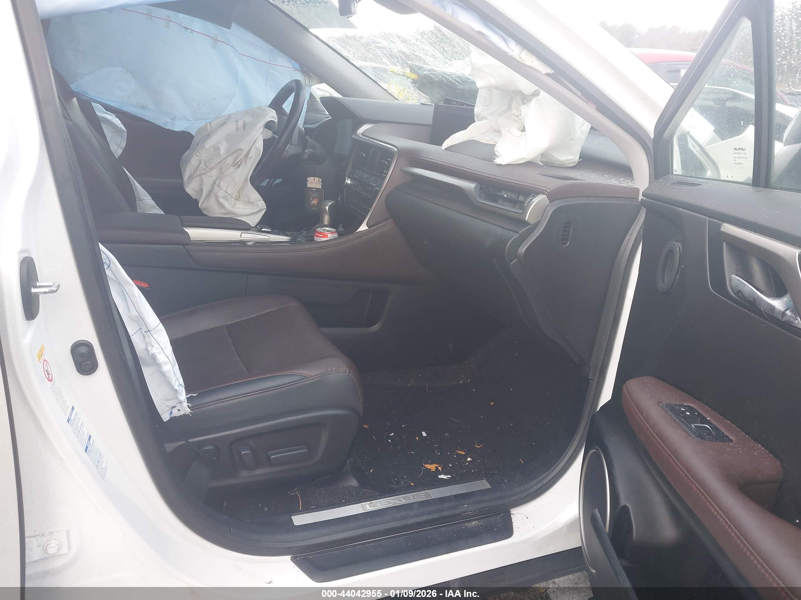 LEXUS RX image 5