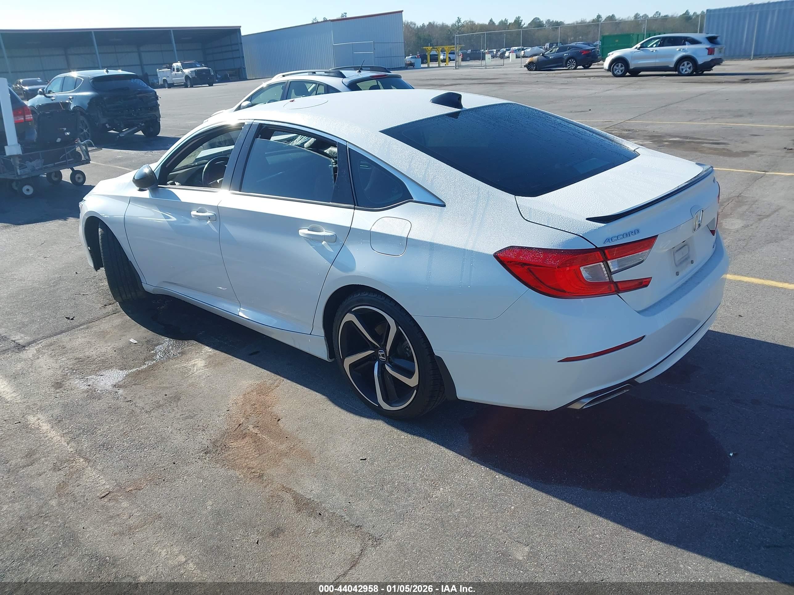 HONDA ACCORD image 3