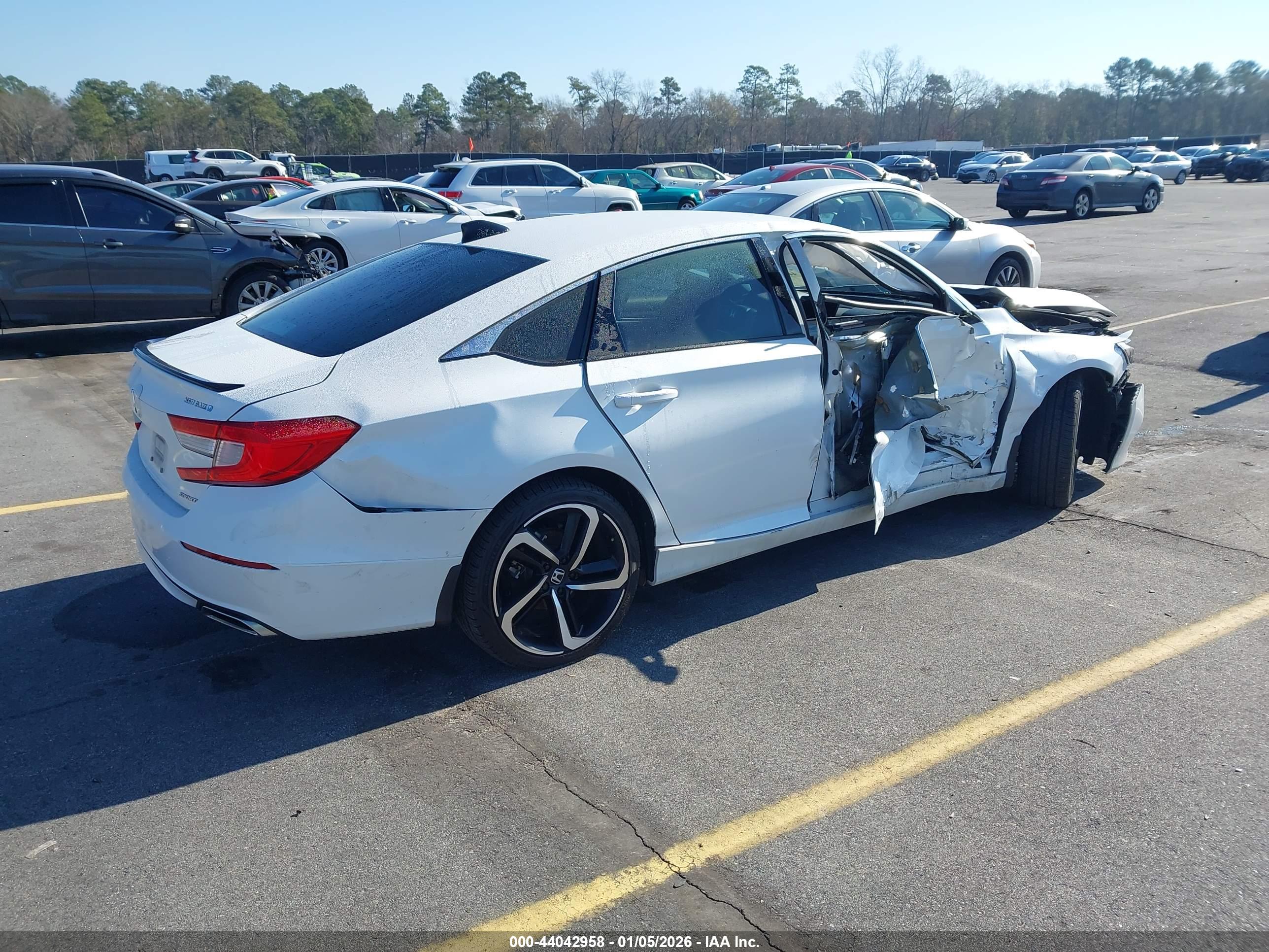 HONDA ACCORD image 4