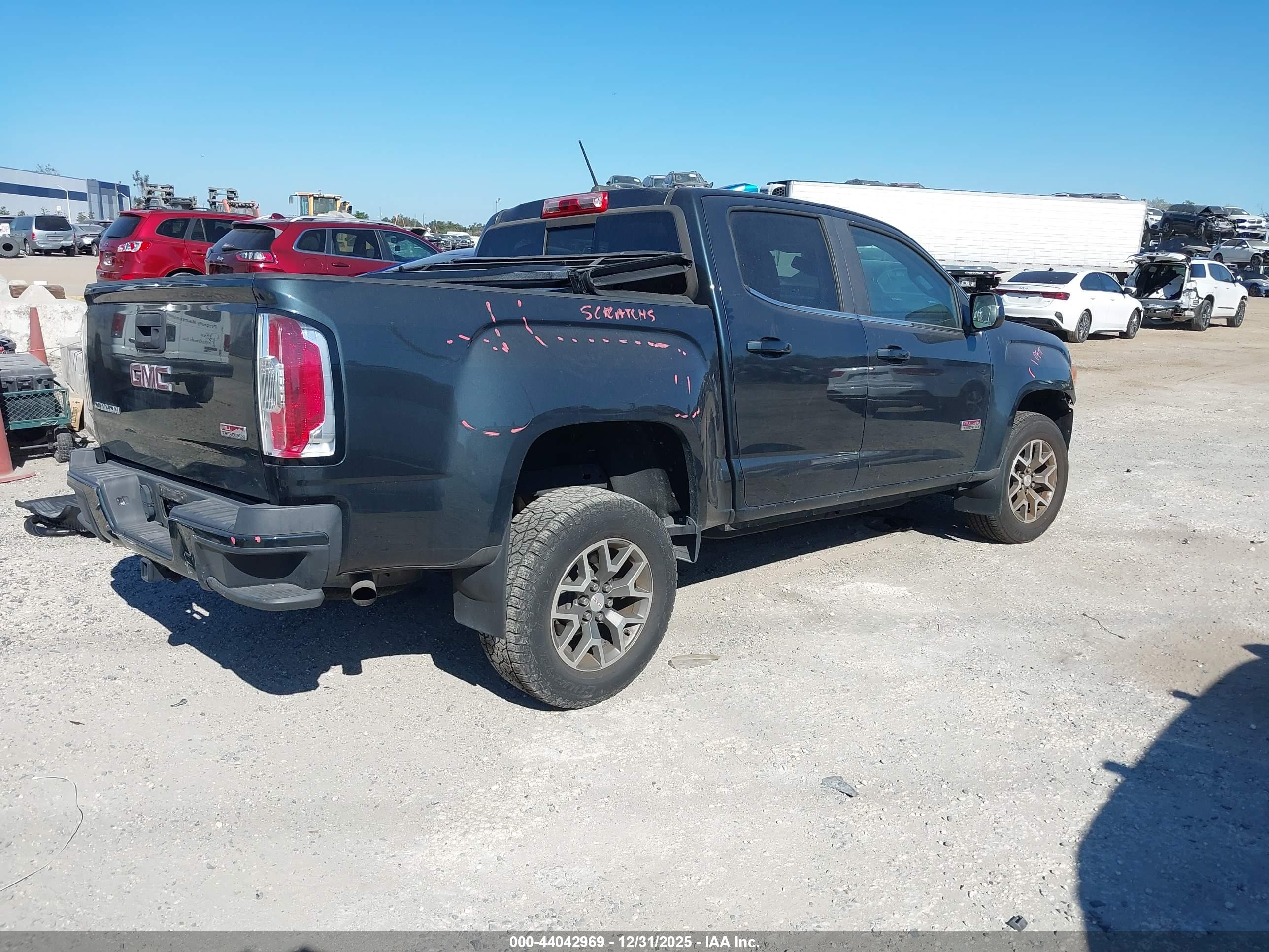 GMC CANYON image 4