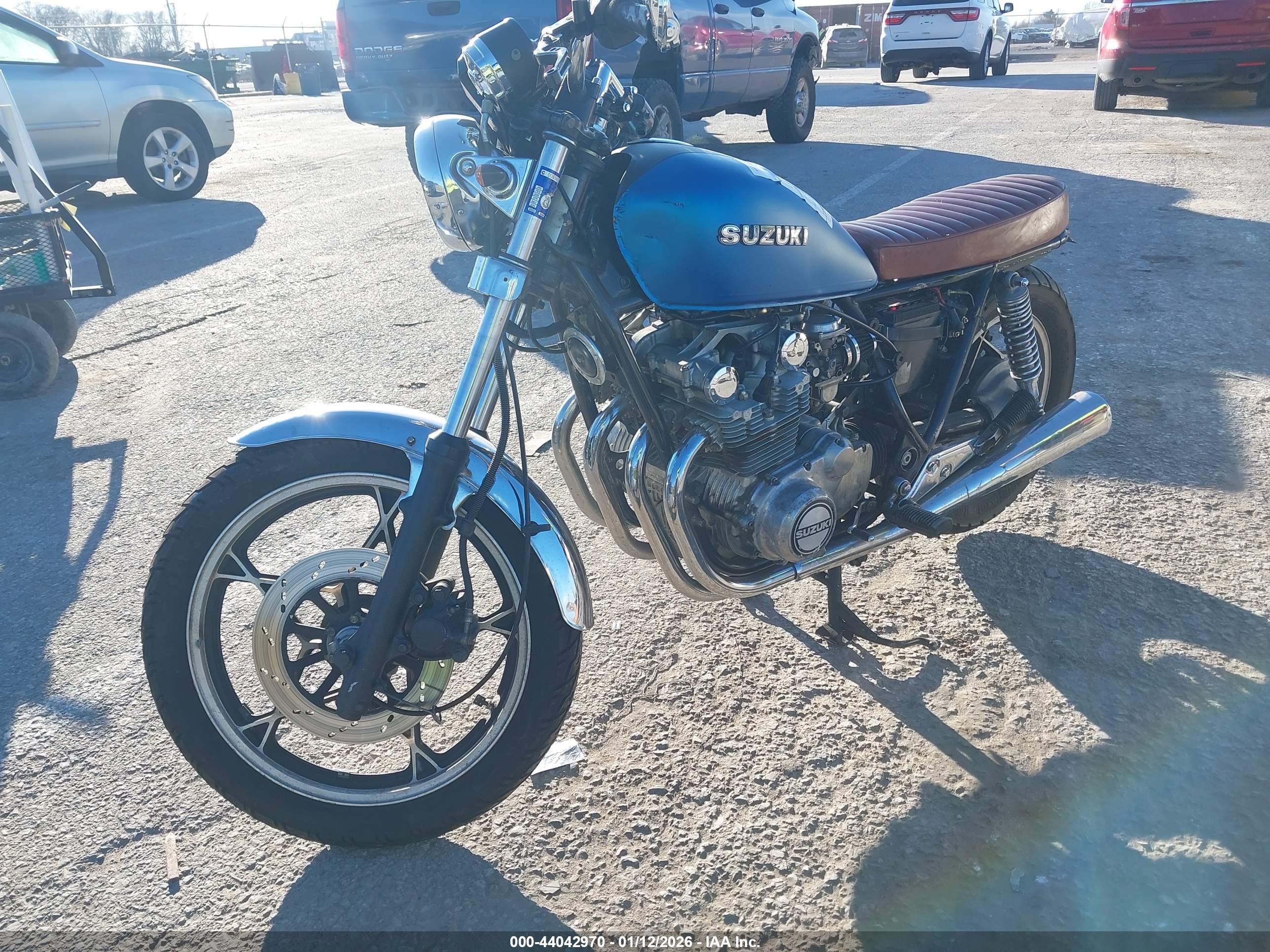 SUZUKI GS650 image 2