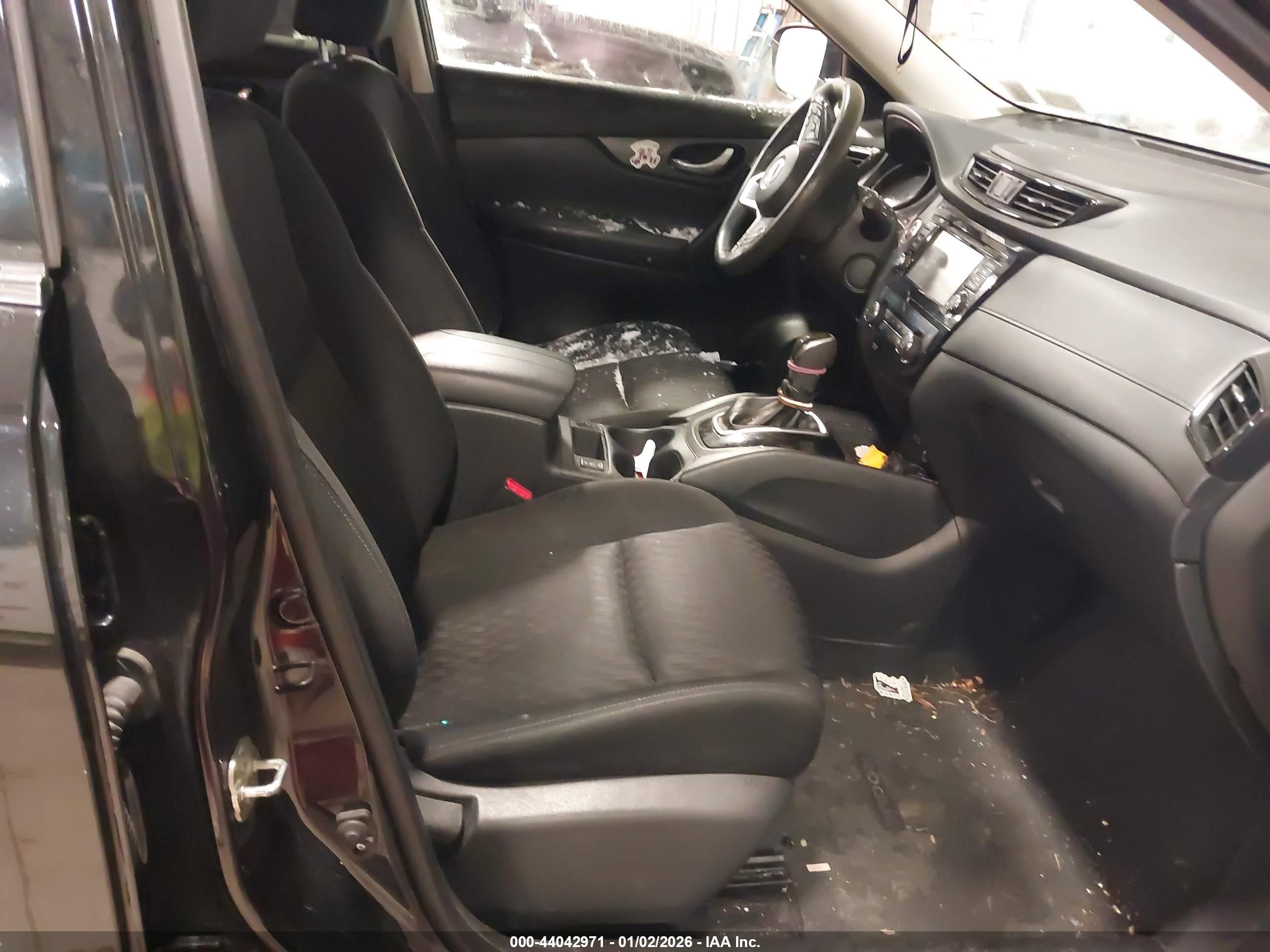 NISSAN ROGUE image 5