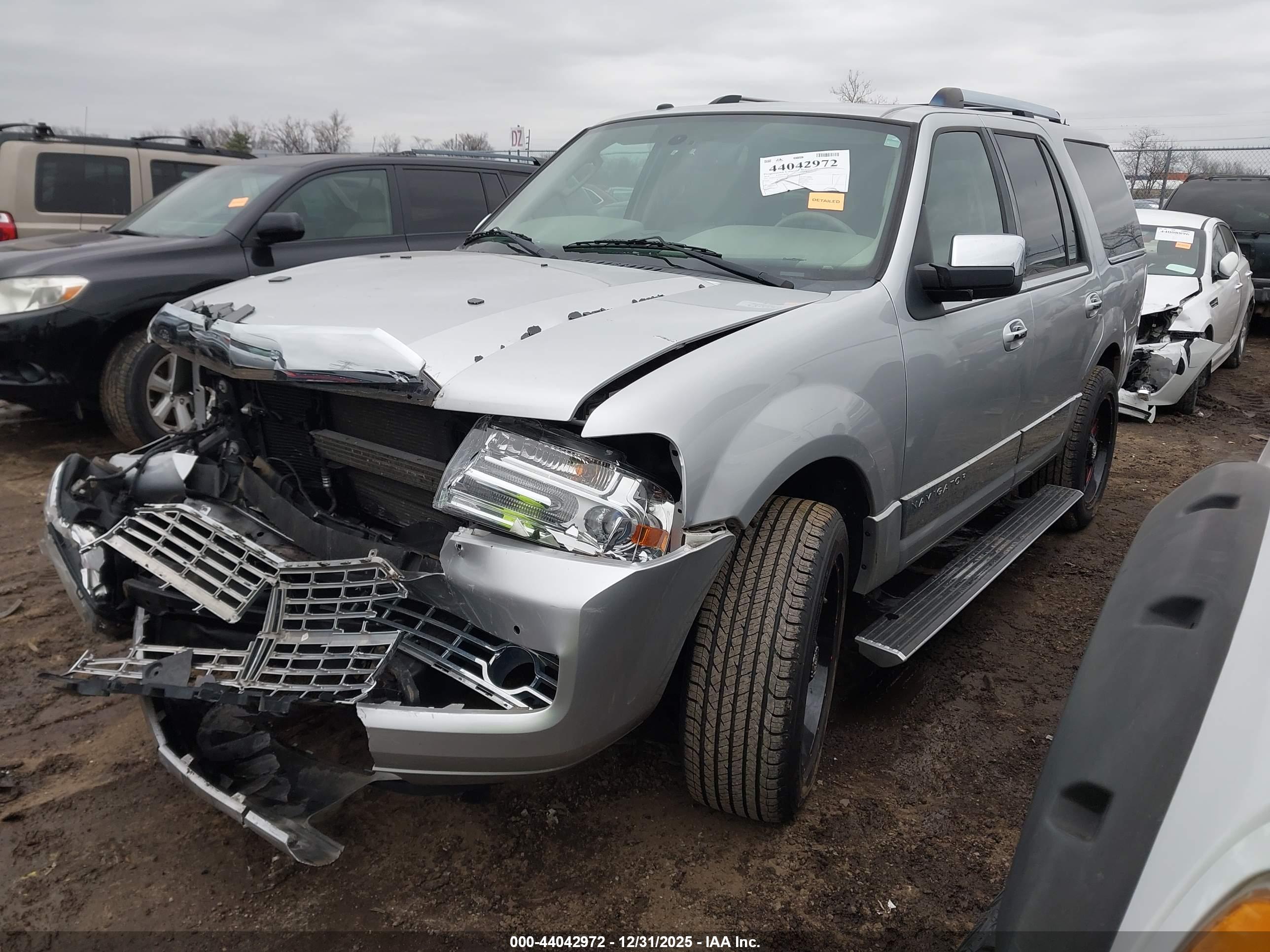 LINCOLN NAVIGATOR image 2