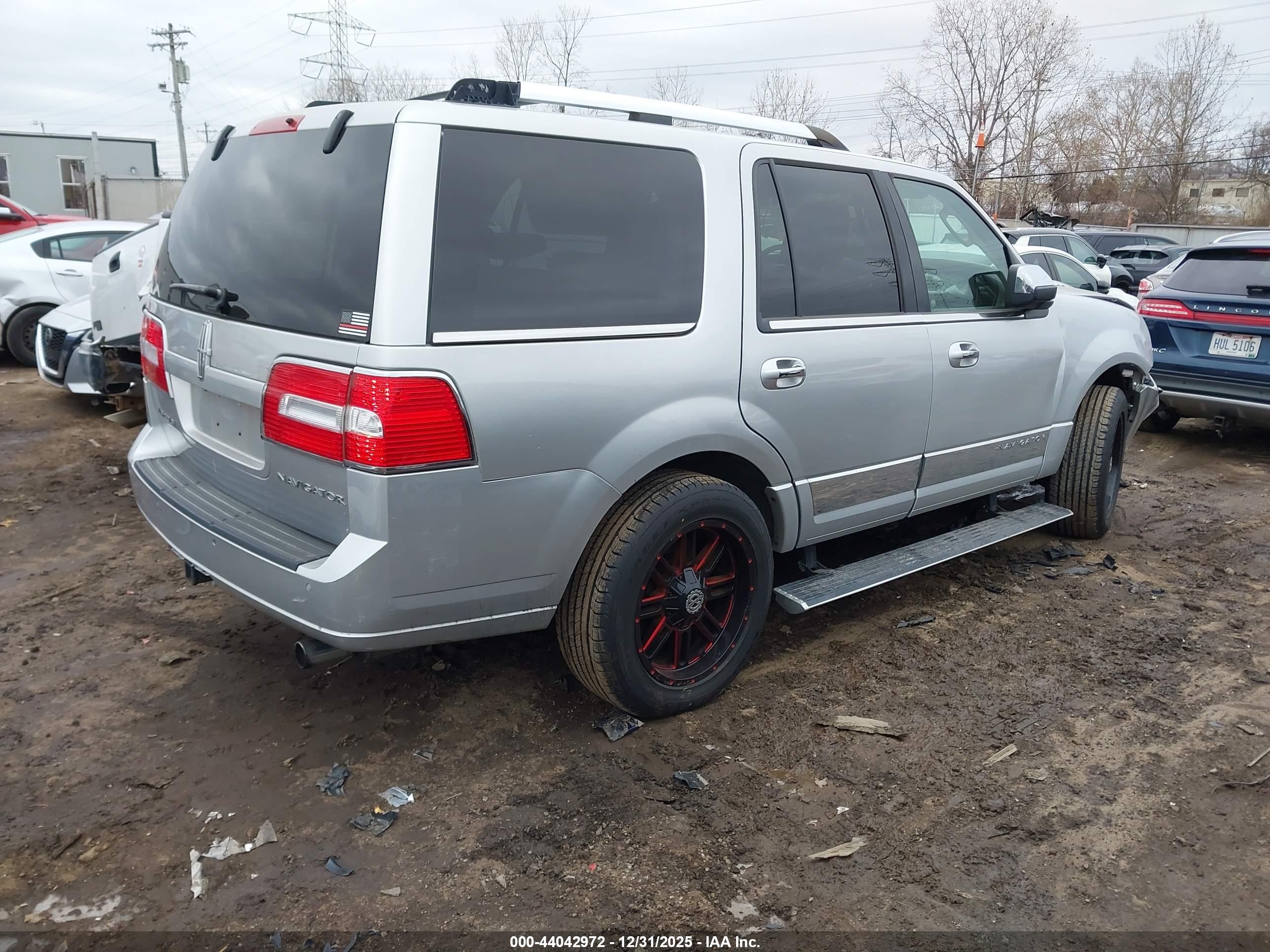 LINCOLN NAVIGATOR image 4