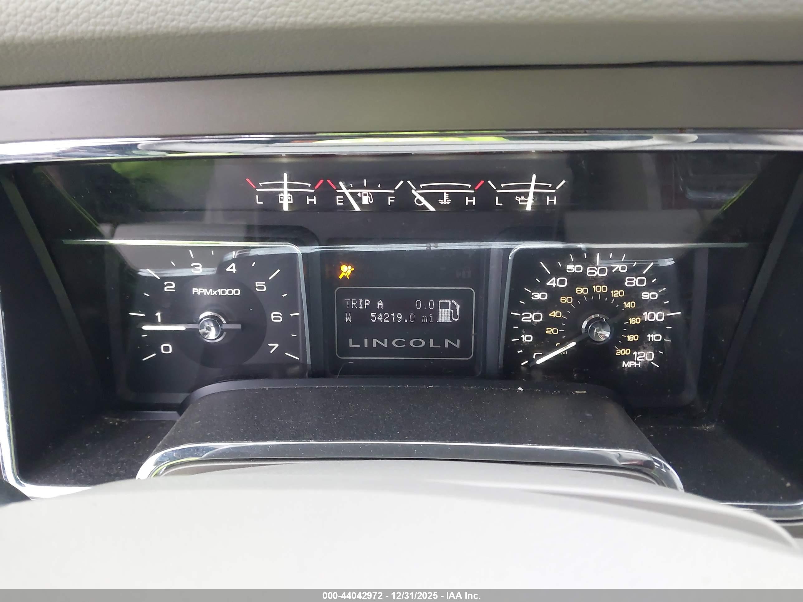 LINCOLN NAVIGATOR image 7