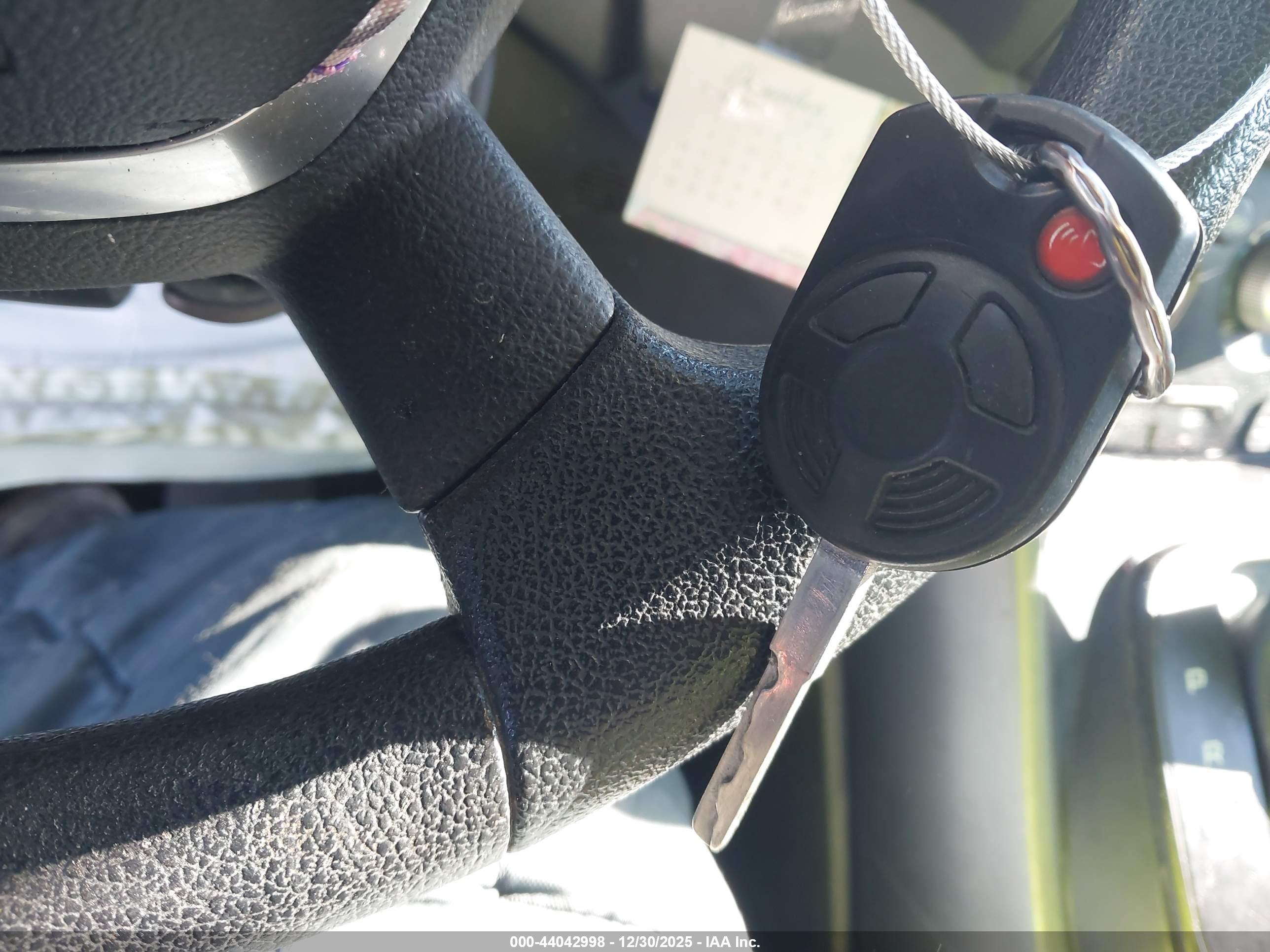 FORD ESCAPE image 11