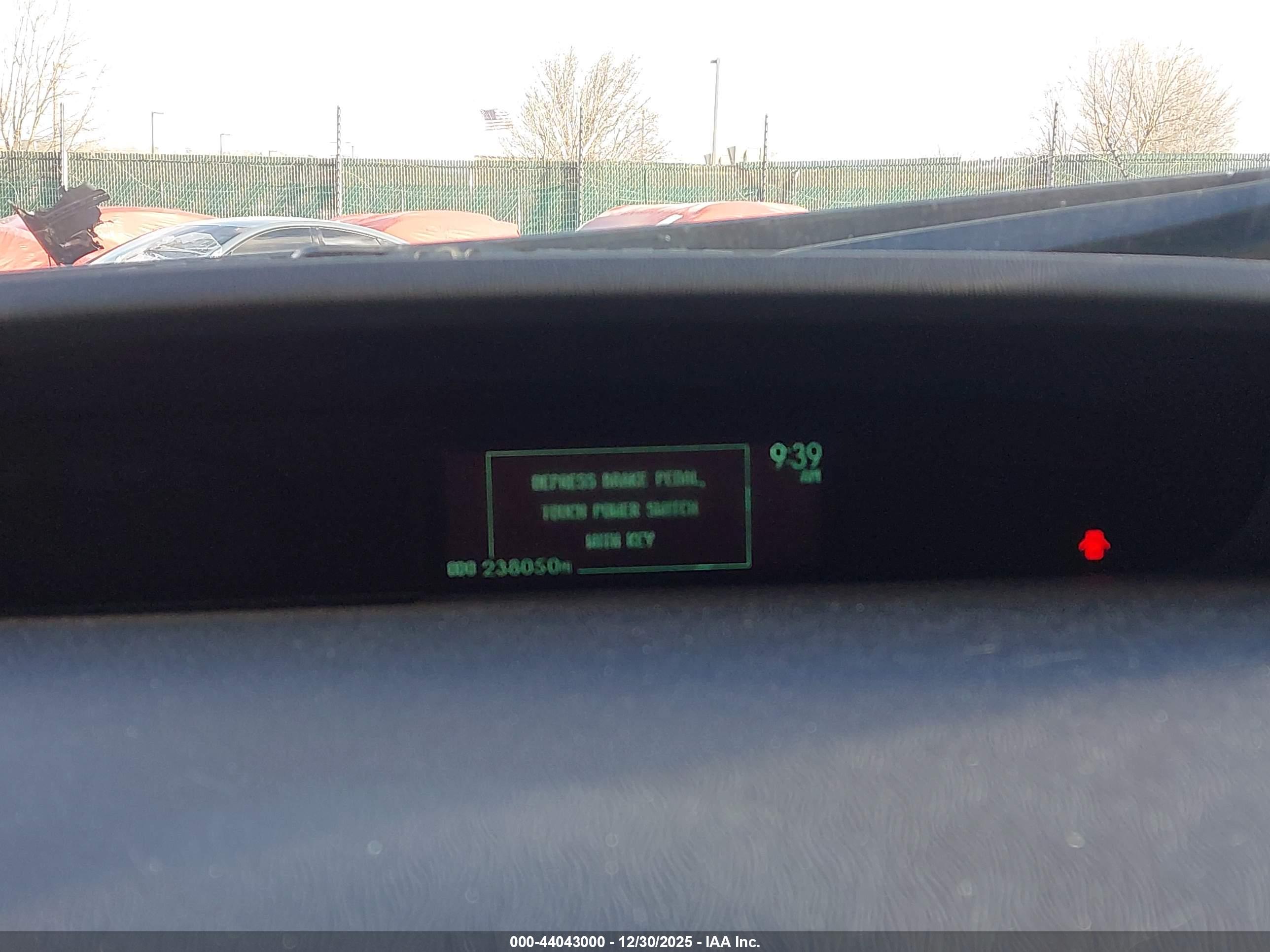 TOYOTA PRIUS image 7