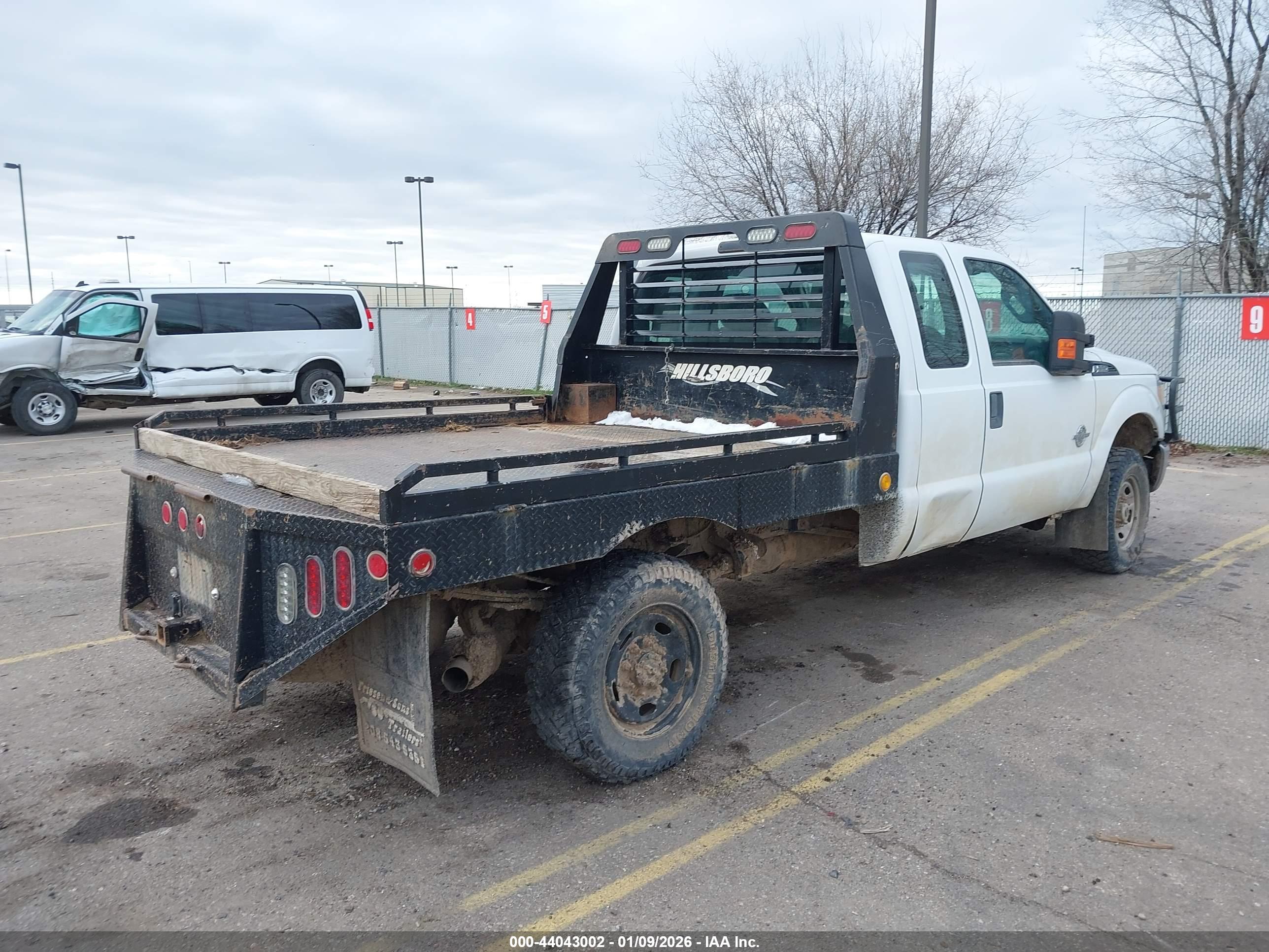 FORD F-350 image 4